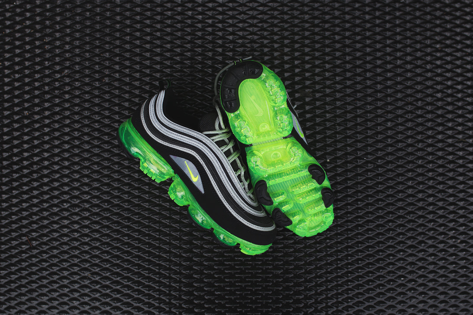 Nike Air VaporMax '97 - Black / Volt / Metallic Silver â Kith Canada