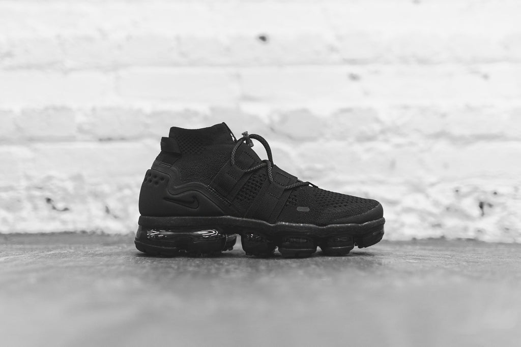 vapormax fk utility triple black