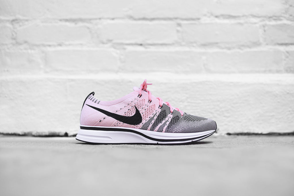 nikelab flyknit trainer
