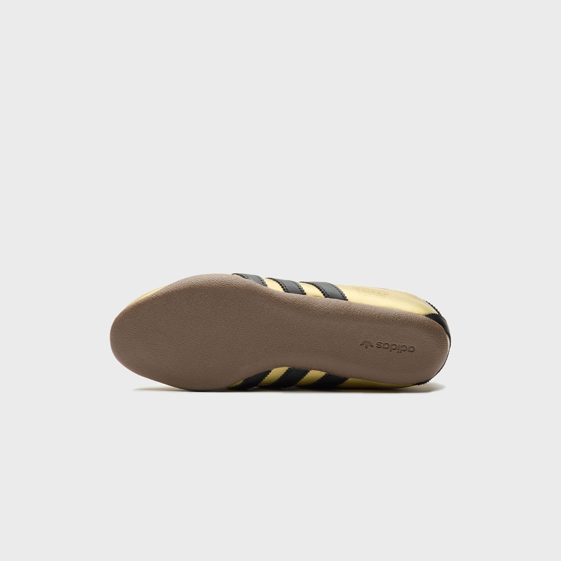 adidas Tokyo - Gold Metallic / Core Black / Preloved Bronze