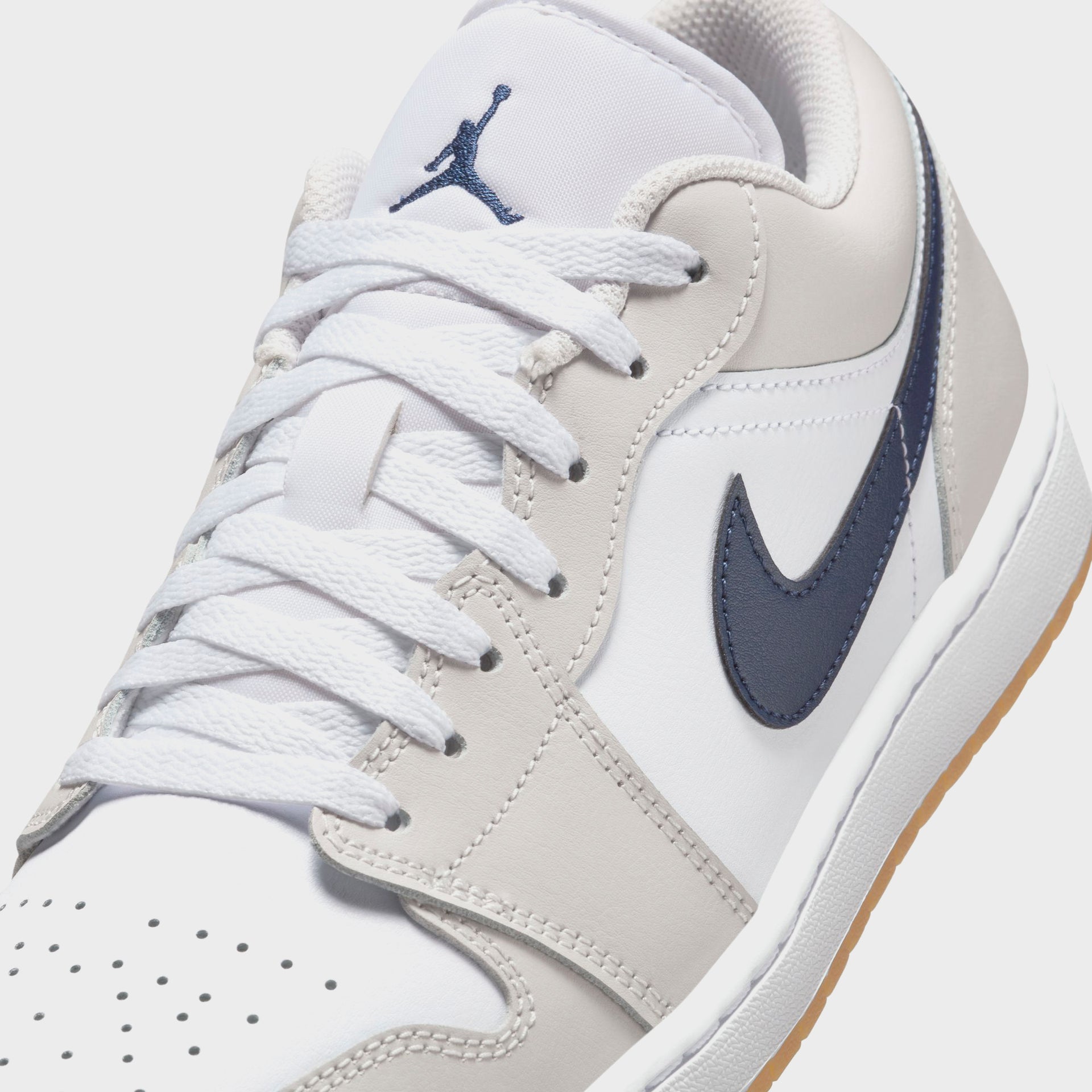 Nike Air Jordan 1 Low - White / Midnight Navy / Neutral Grey