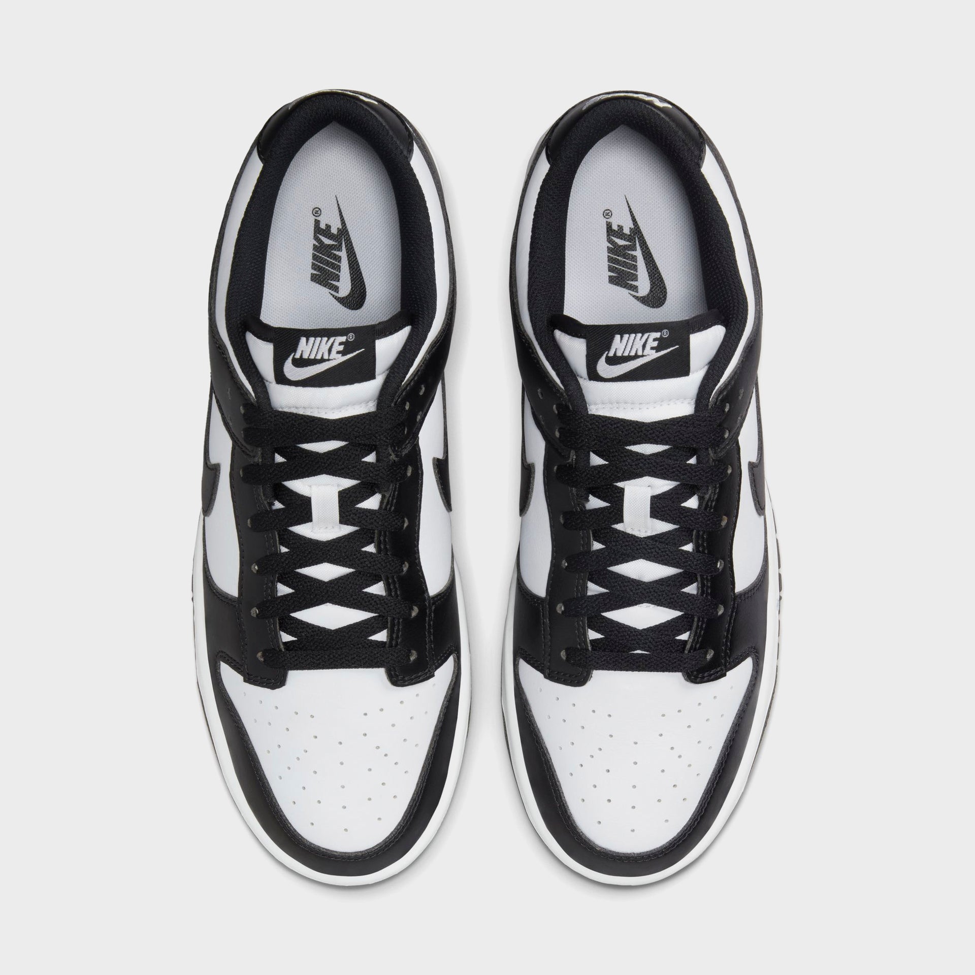 Nike Dunk Low Retro SE - White / Black