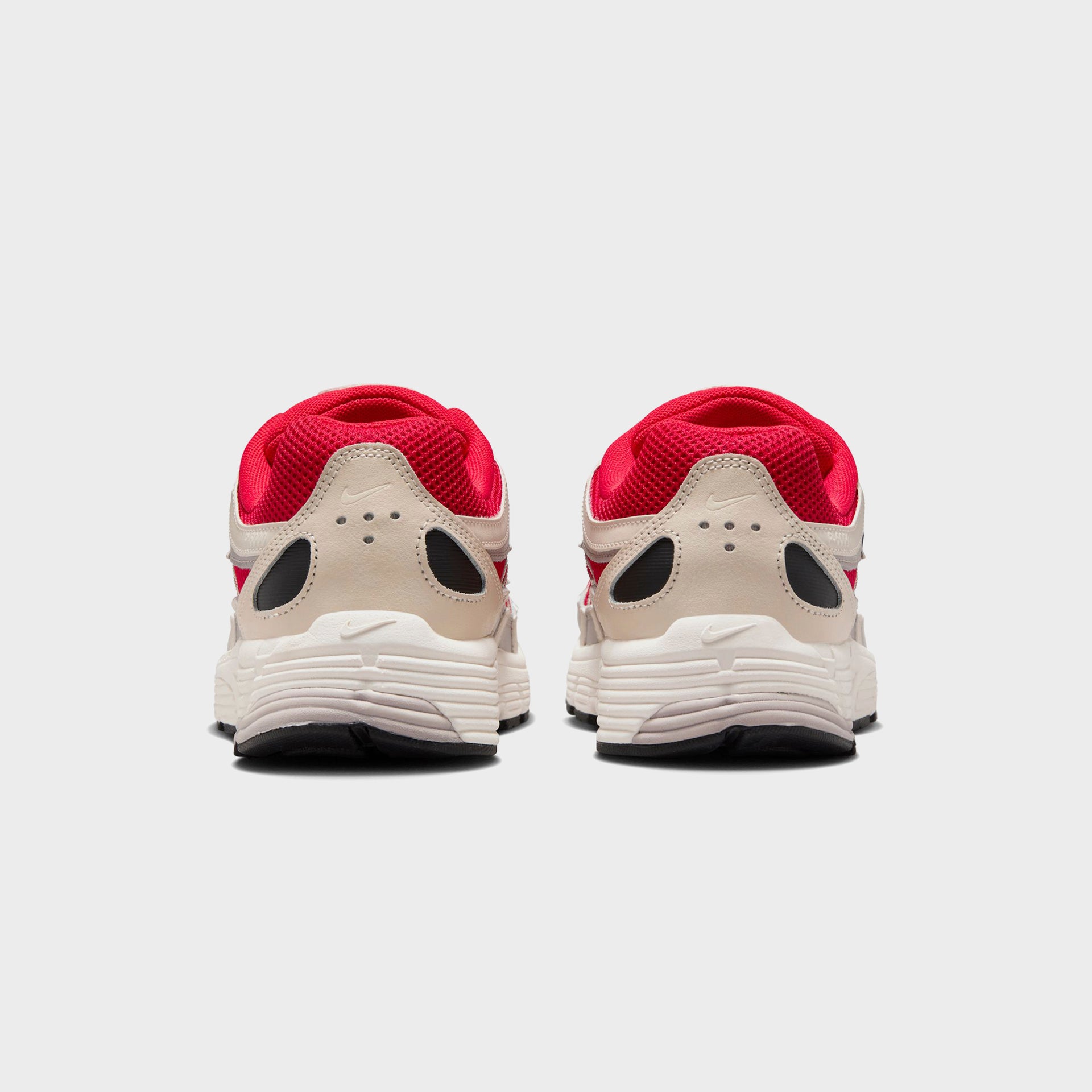 Nike WMNS P-6000 - University Red / Black / College Grey / Soft Pearl