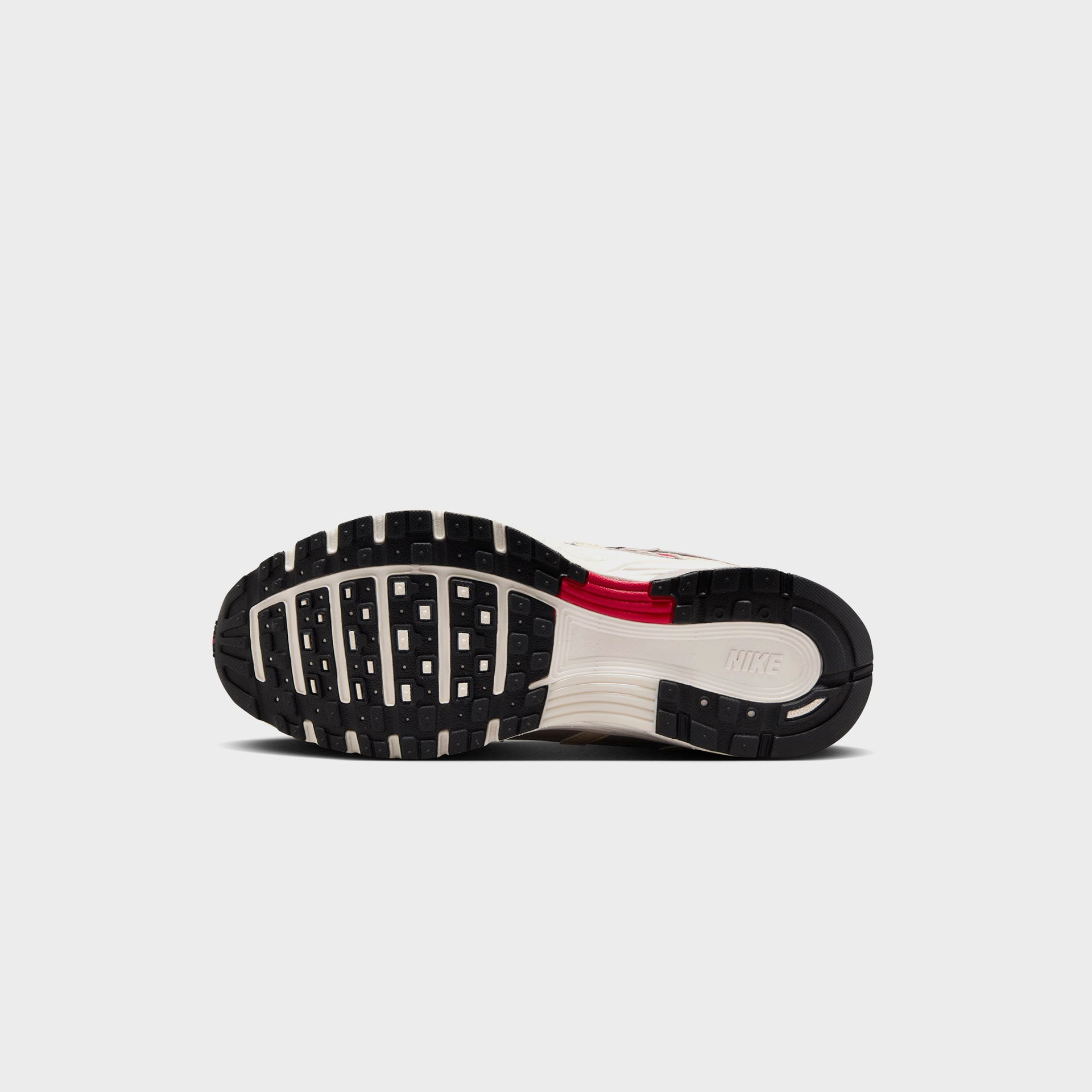 Nike WMNS P-6000 - University Red / Black / College Grey / Soft Pearl