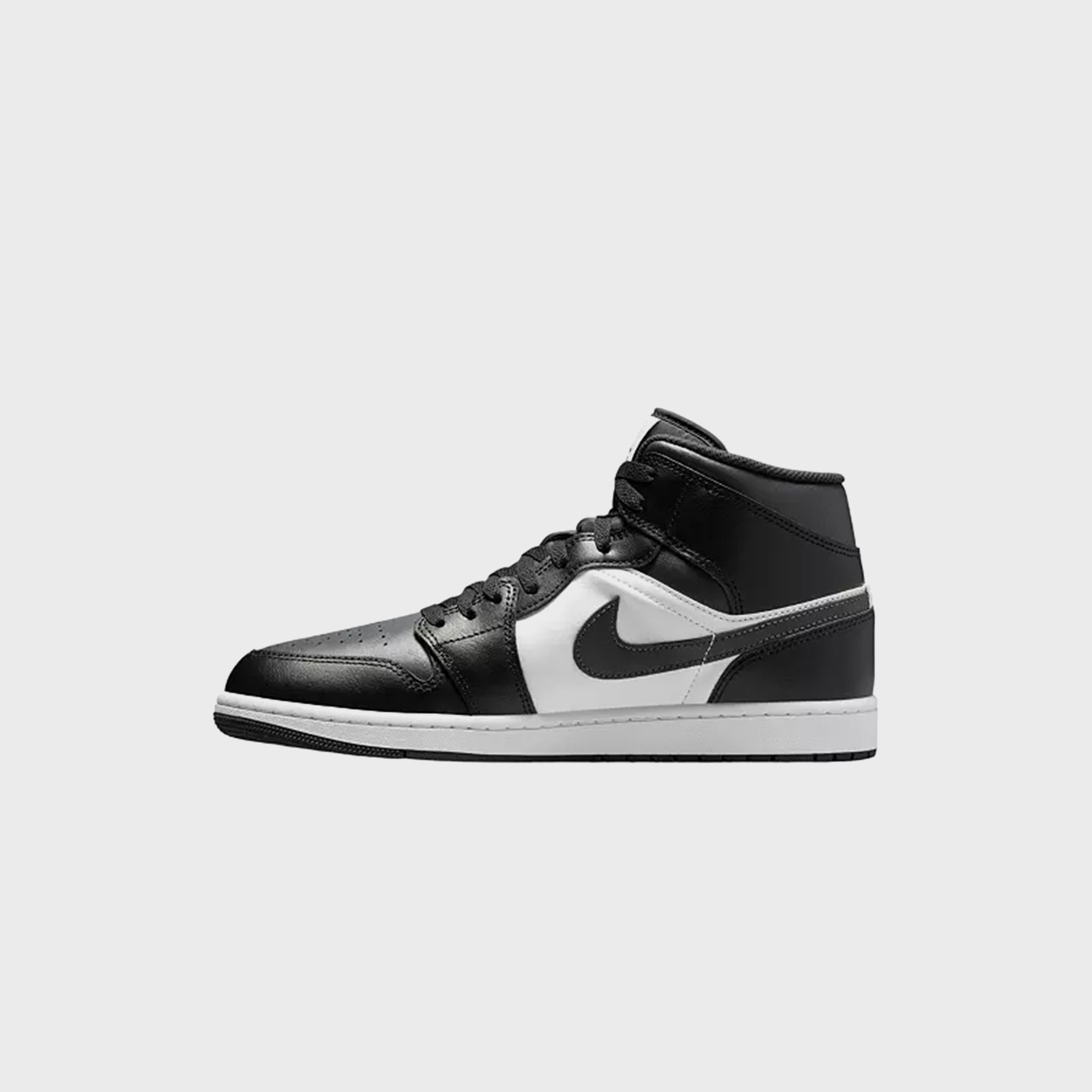 Nike Air Jordan 1 Mid - Black / Off Noir / Summit White