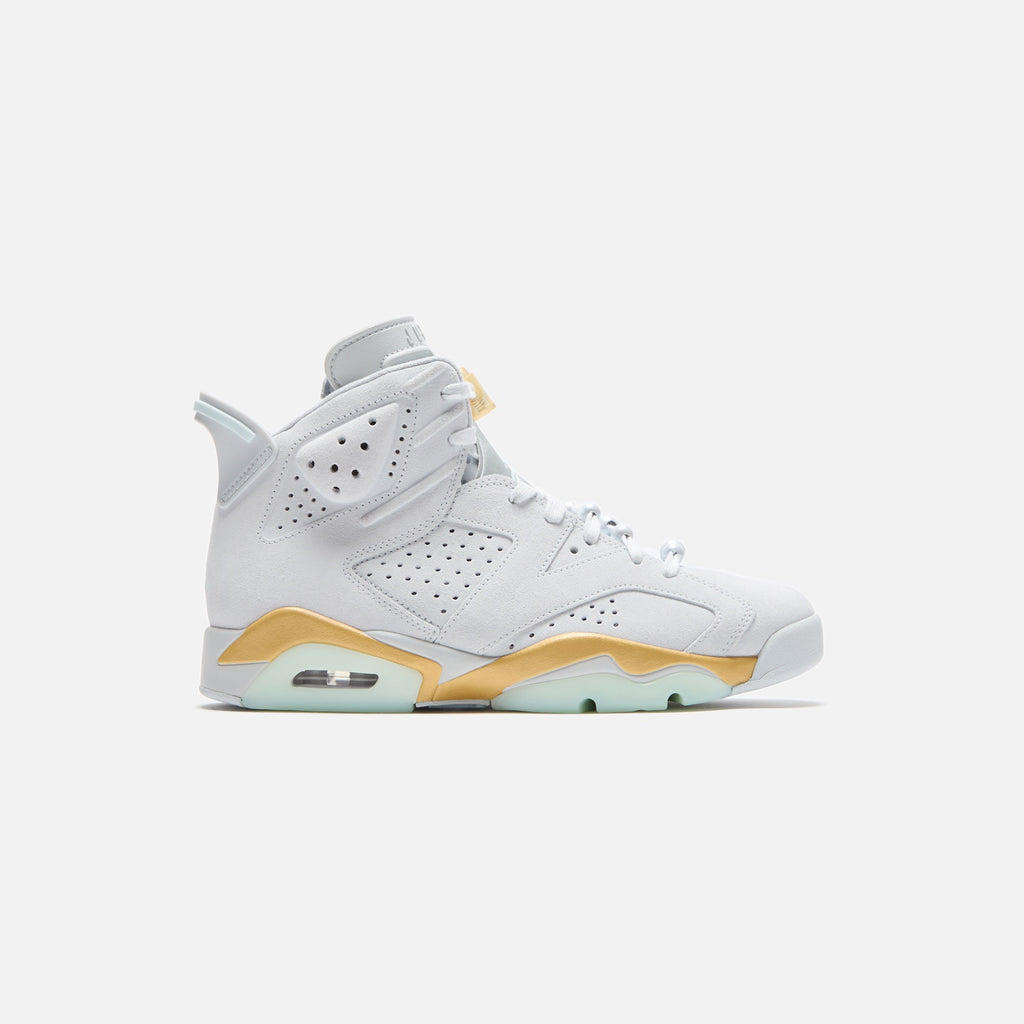 WMNS Air Jordan 6 Retro Pure Platinum Metallic Gold Coconut Milk Kith Canada