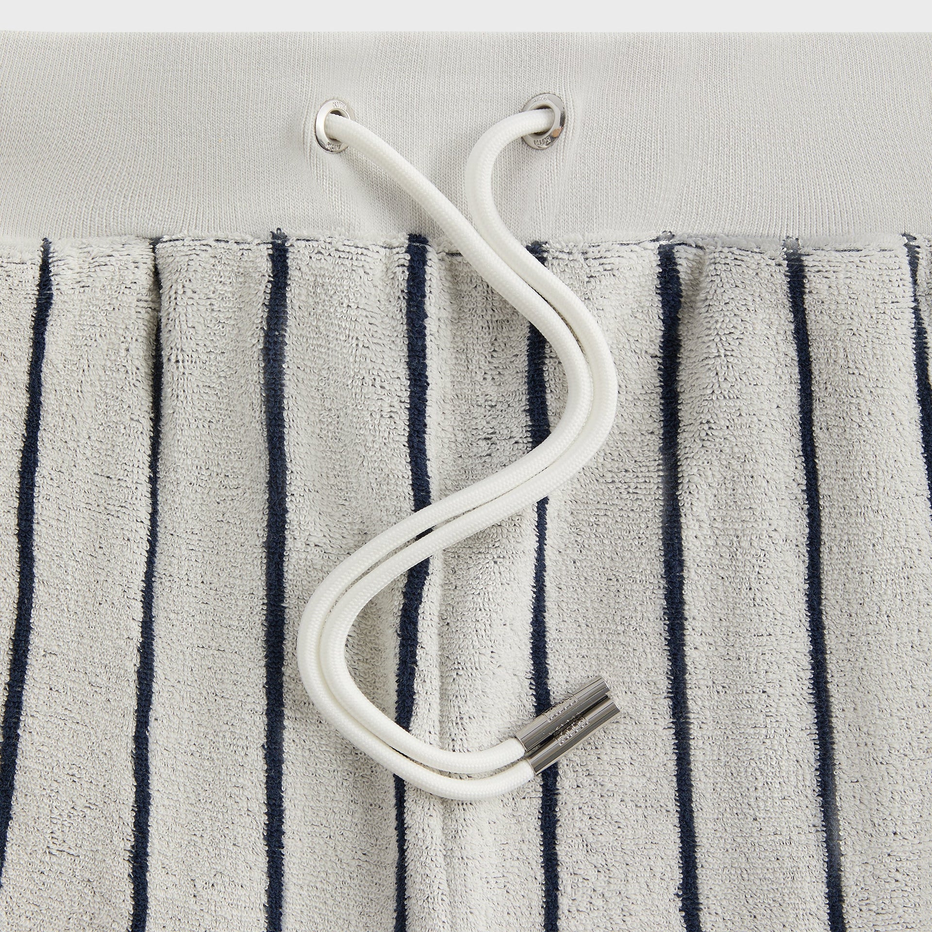 Kith Leo Terry Short - Sandrift