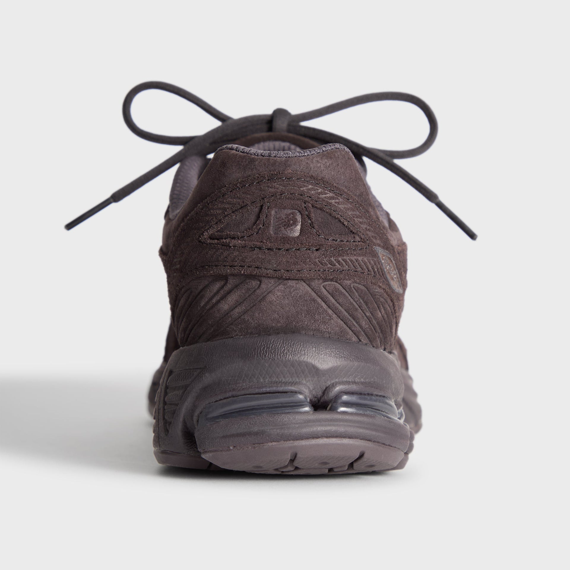 Kith & New Balance 860v2 - Espresso