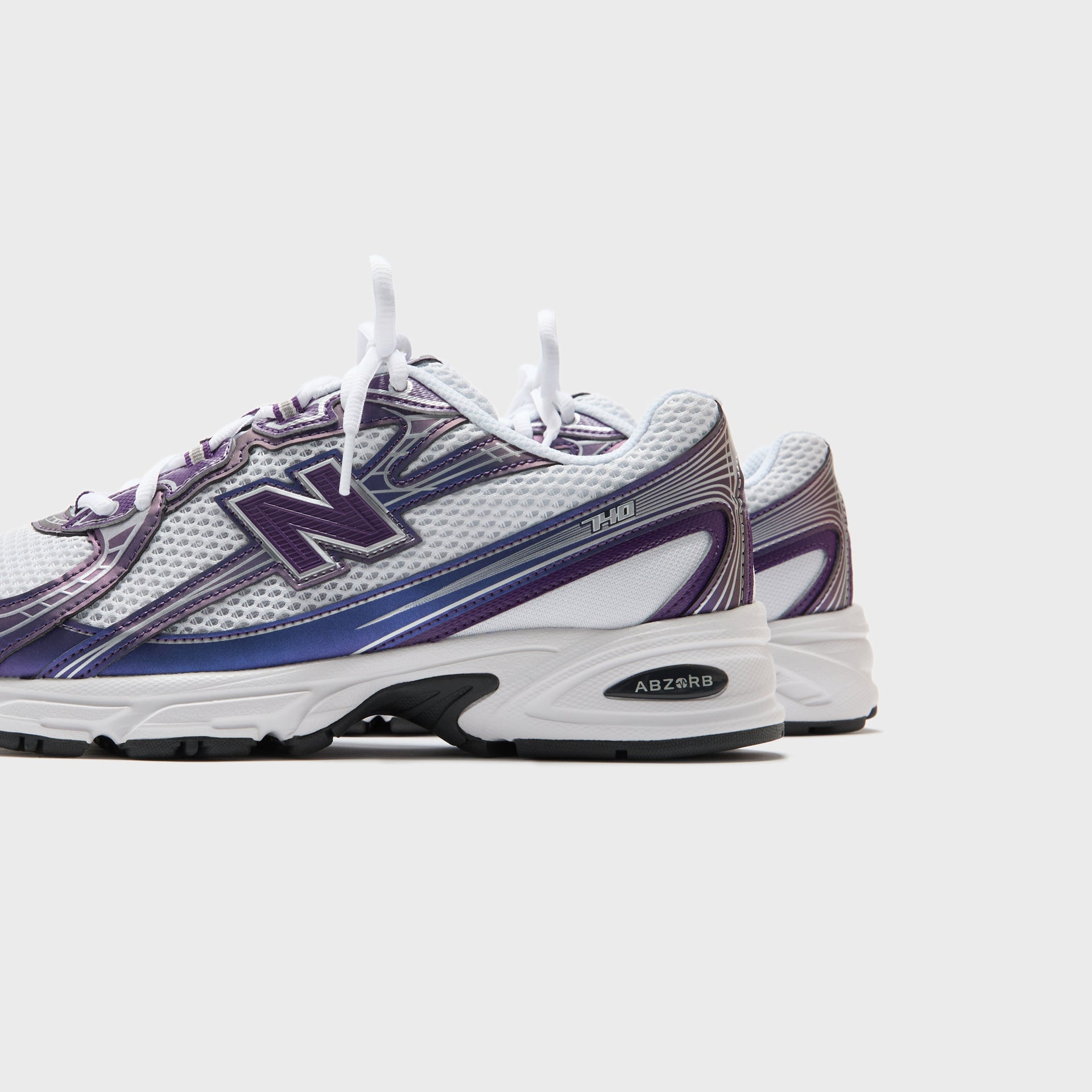 New Balance 740 - Concord Graphite / White