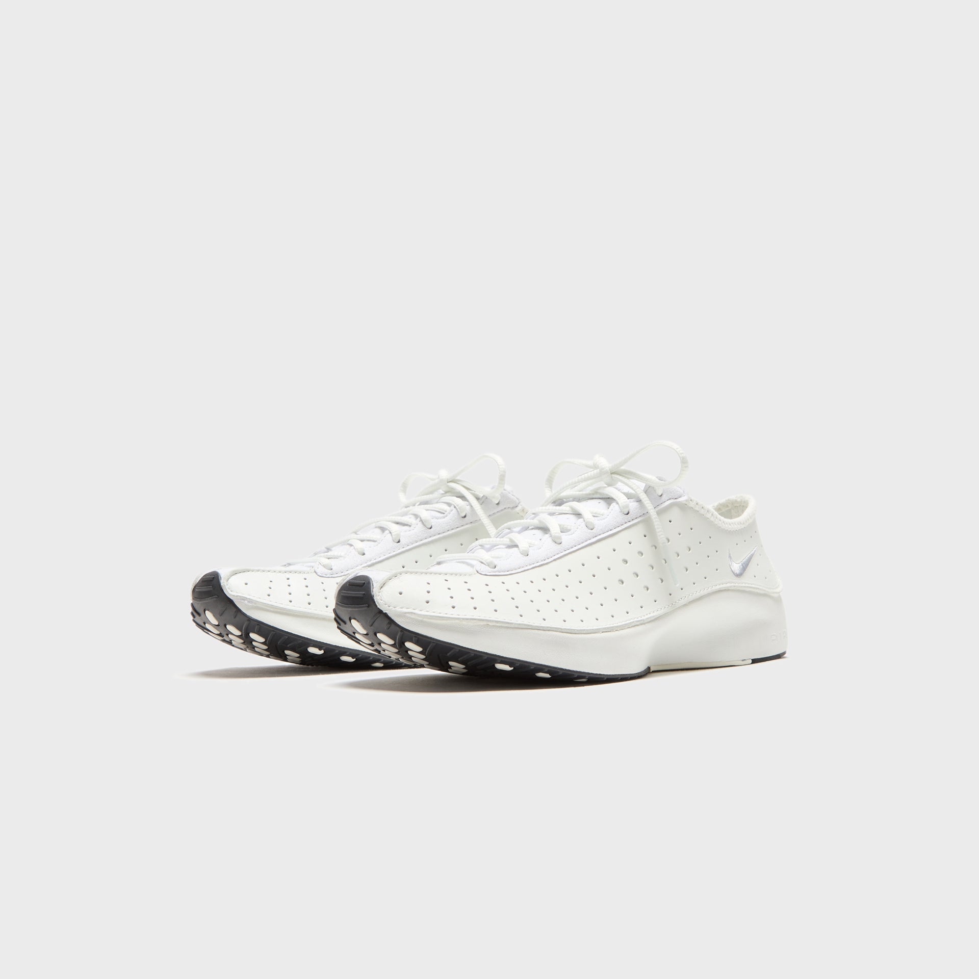 Nike Women's Air Superfly - White / Metallic Silver / Black / Sail