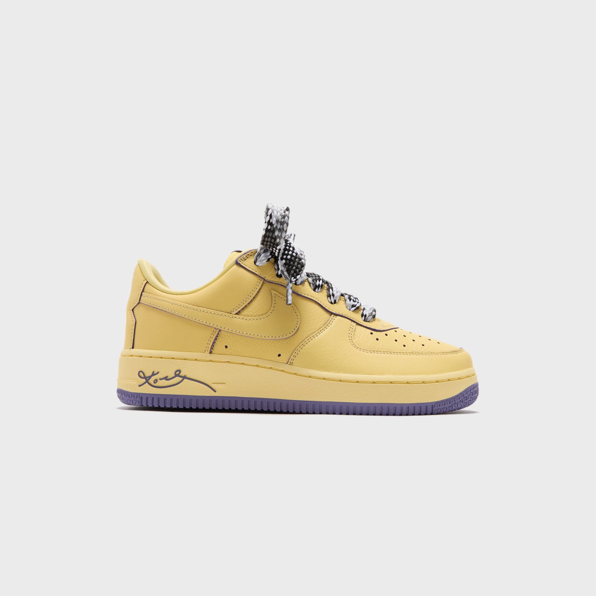 Nike x Kobe Bryant Air Force 1 Low Protro - Soft Yellow / Soft Yellow