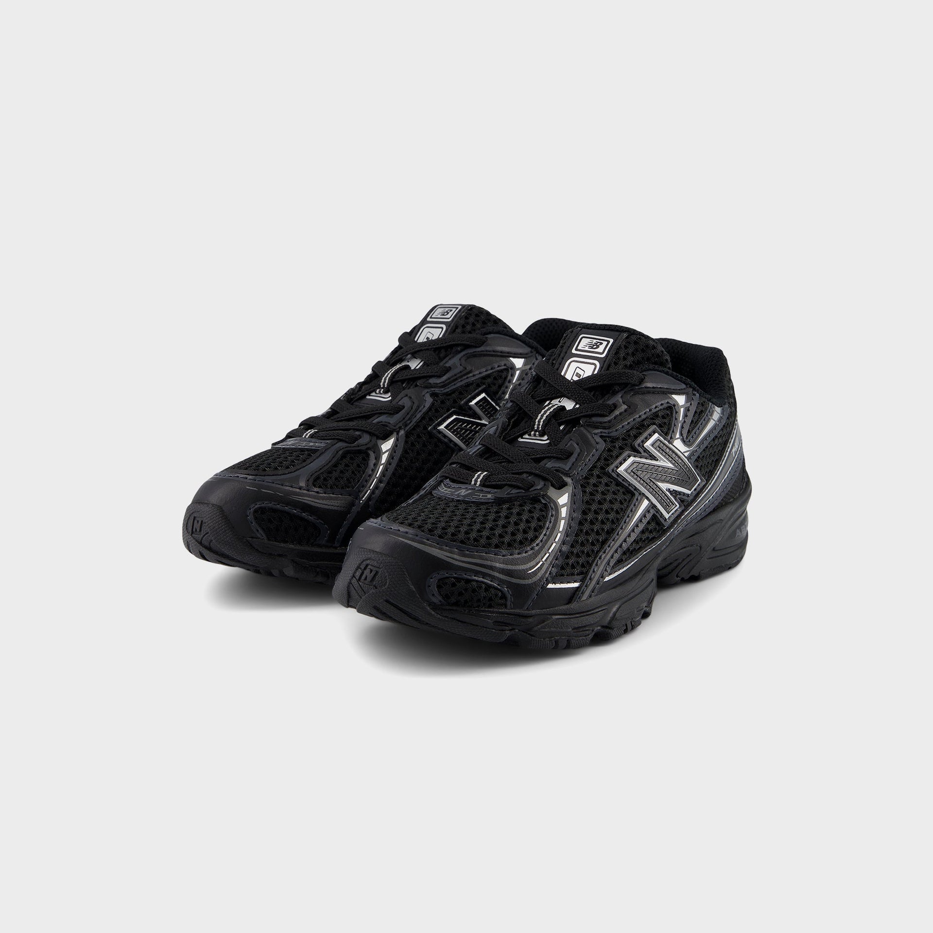 New Balance PS 740 - Black / Silver Metallic