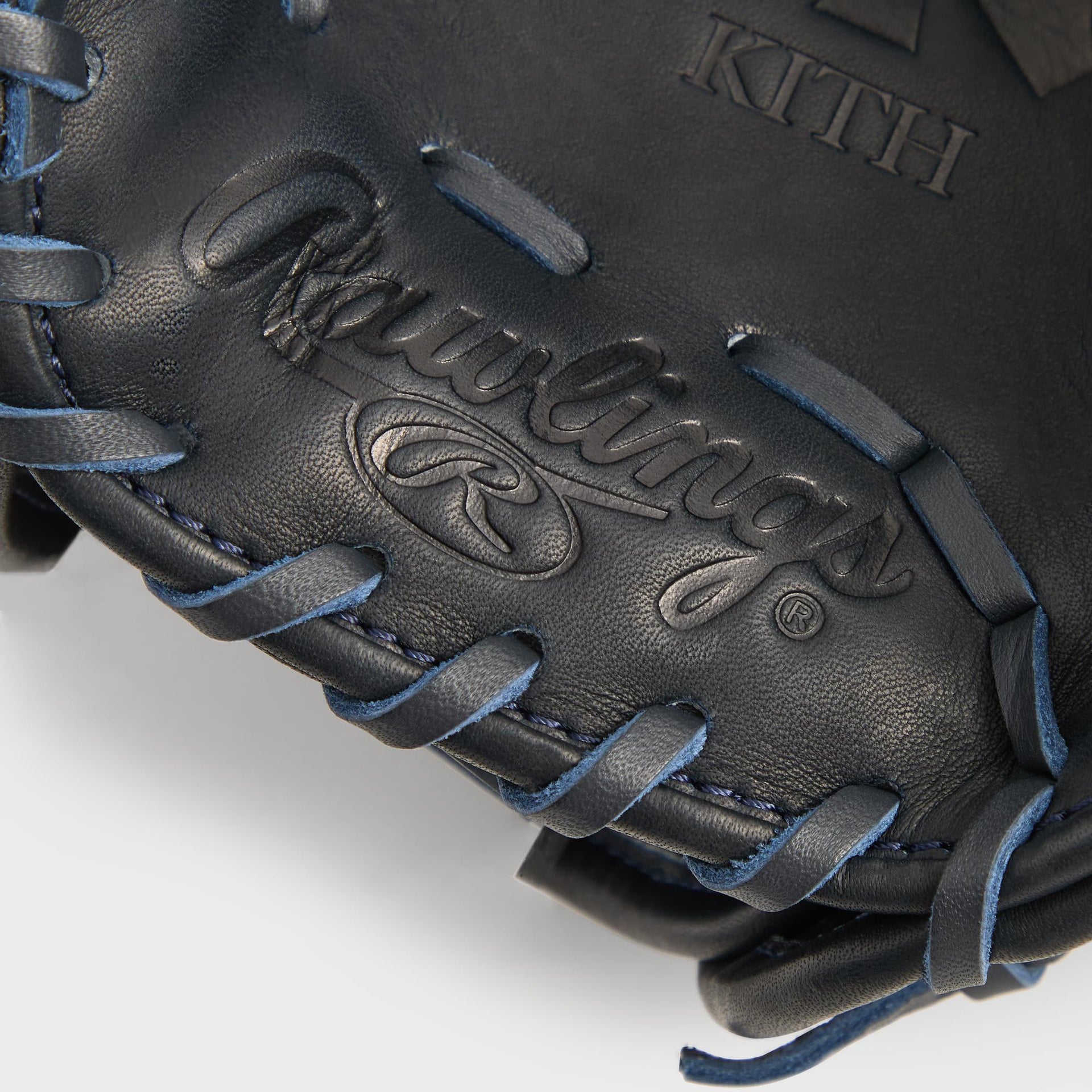 Kith & Rawlings for the New York Yankees Heart of the Hide Glove - Navy