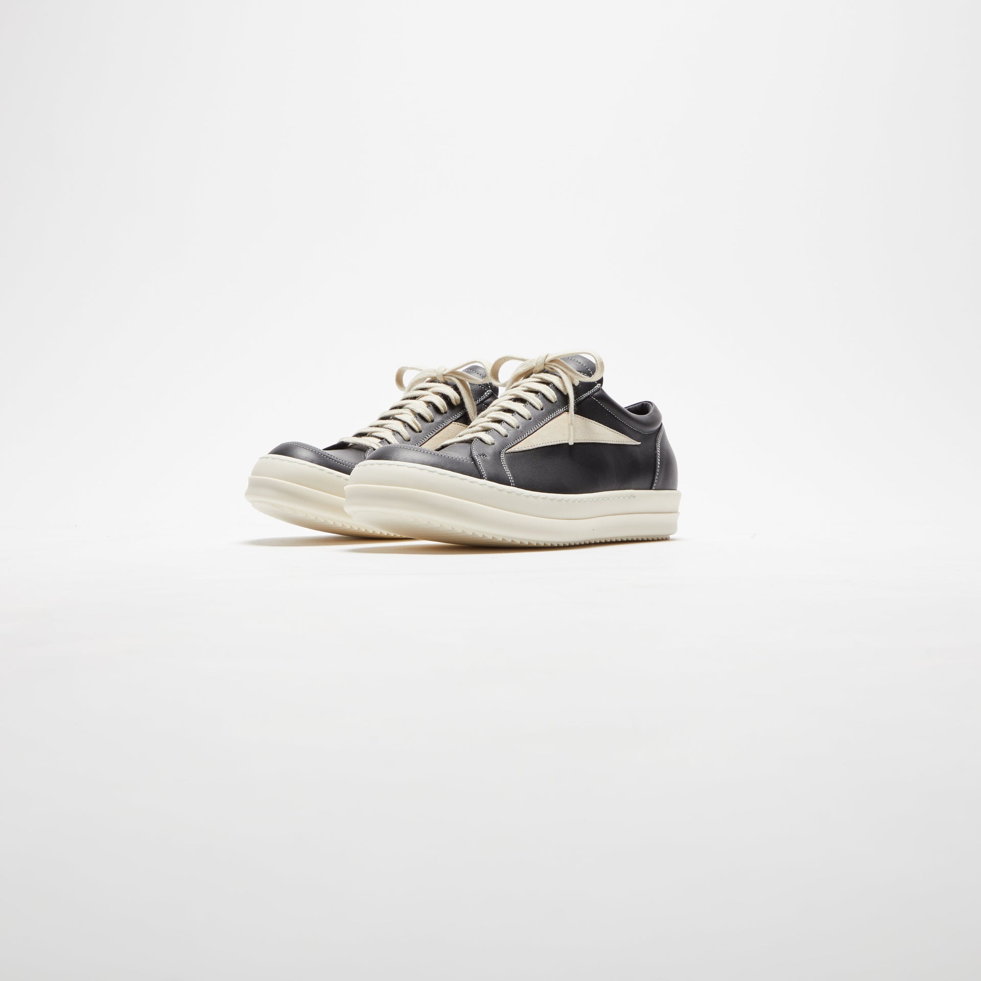 Rick Owens Vintage Sneakers - Black / Milk / Milk Scarpe in Pelliccia