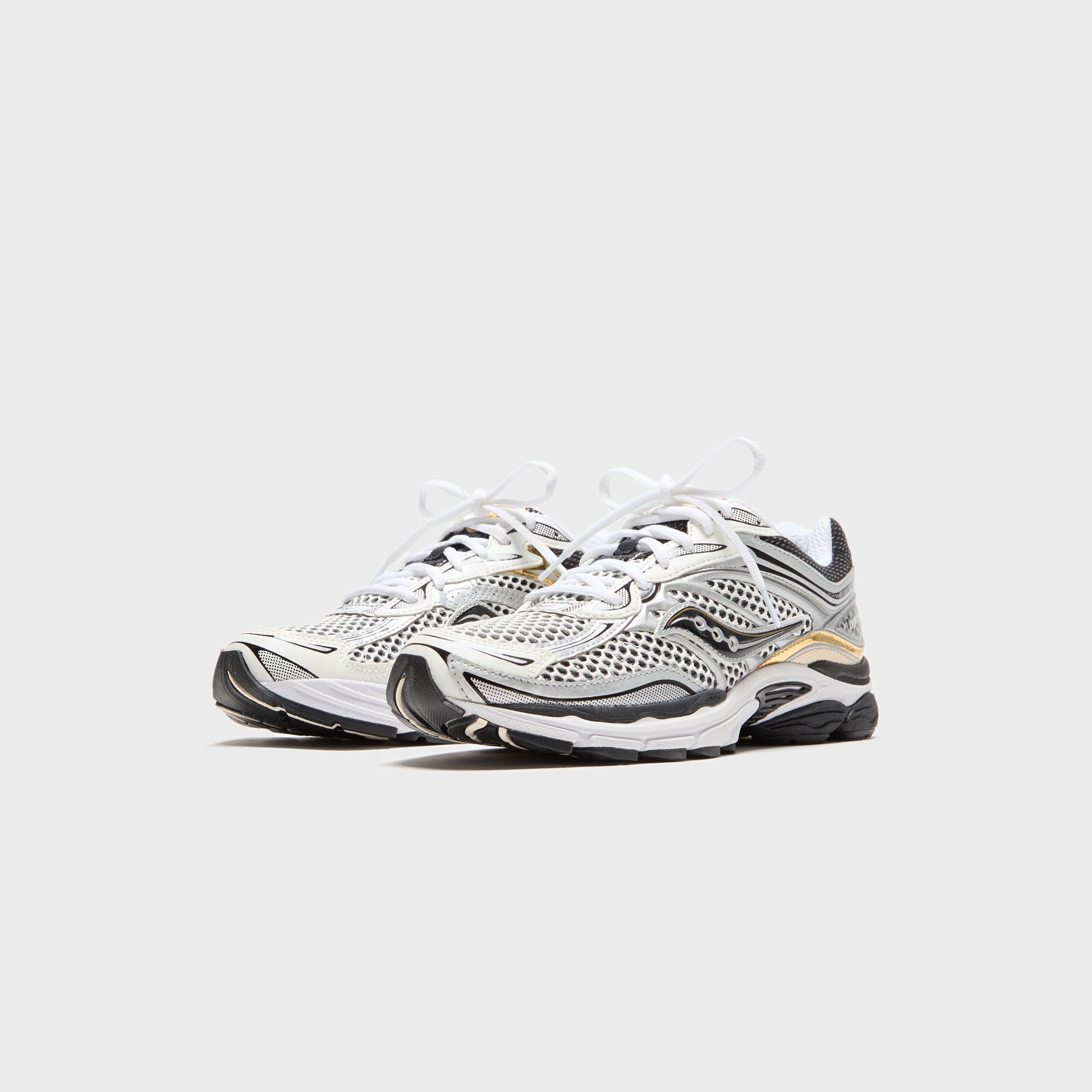 Saucony Progrid Omni 9 - Silver / Gold