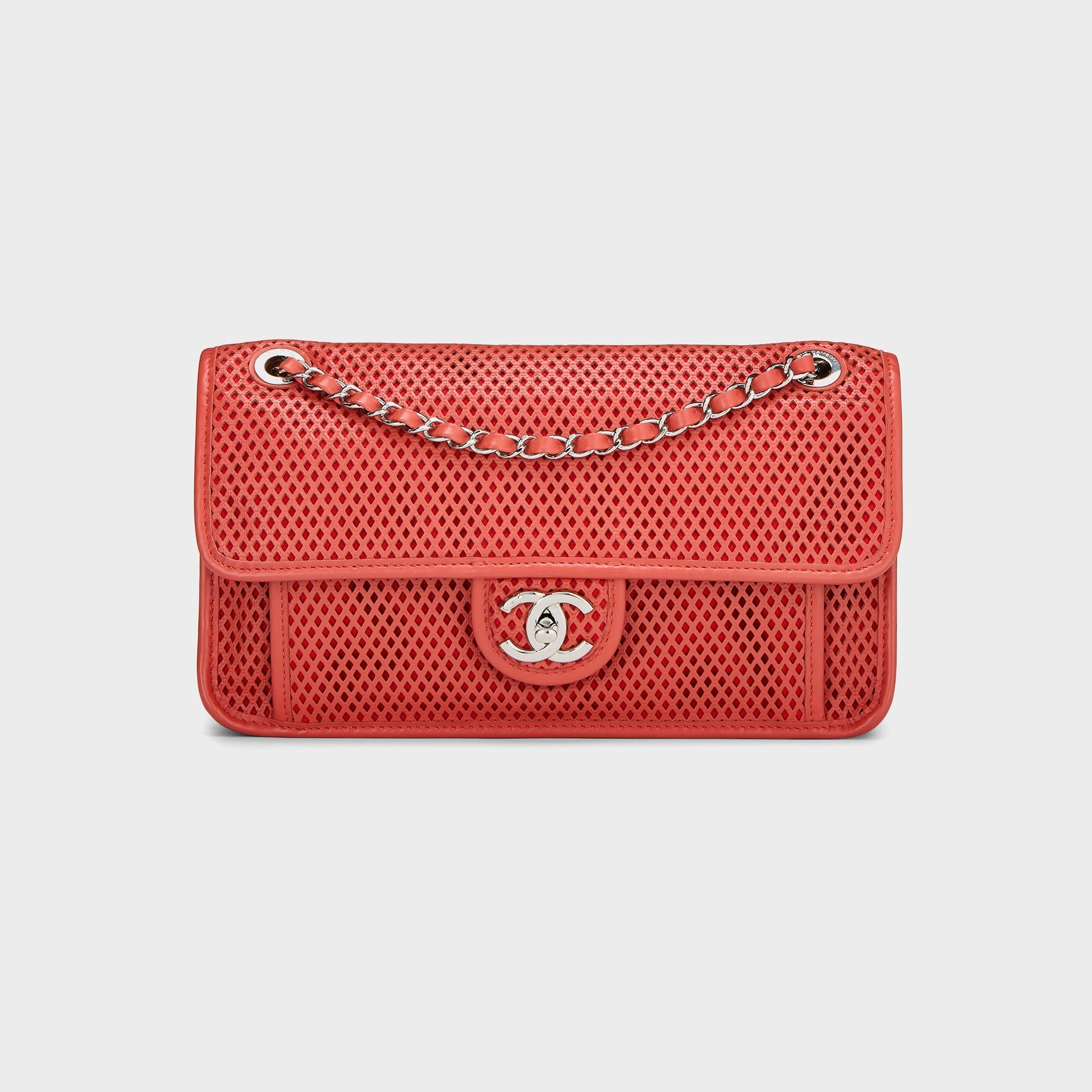 WGACA Chanel Perforated Up In The Air Bag Medium - Red