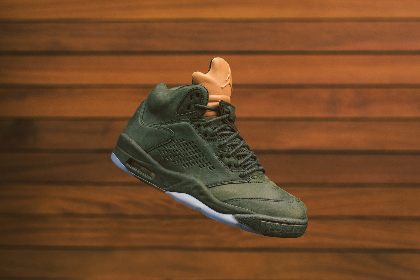 Nike Air Jordan 5 Retro PRM - Take Flight