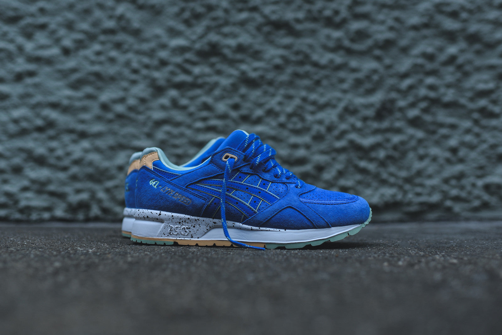 Asics Easter 2016 Pack