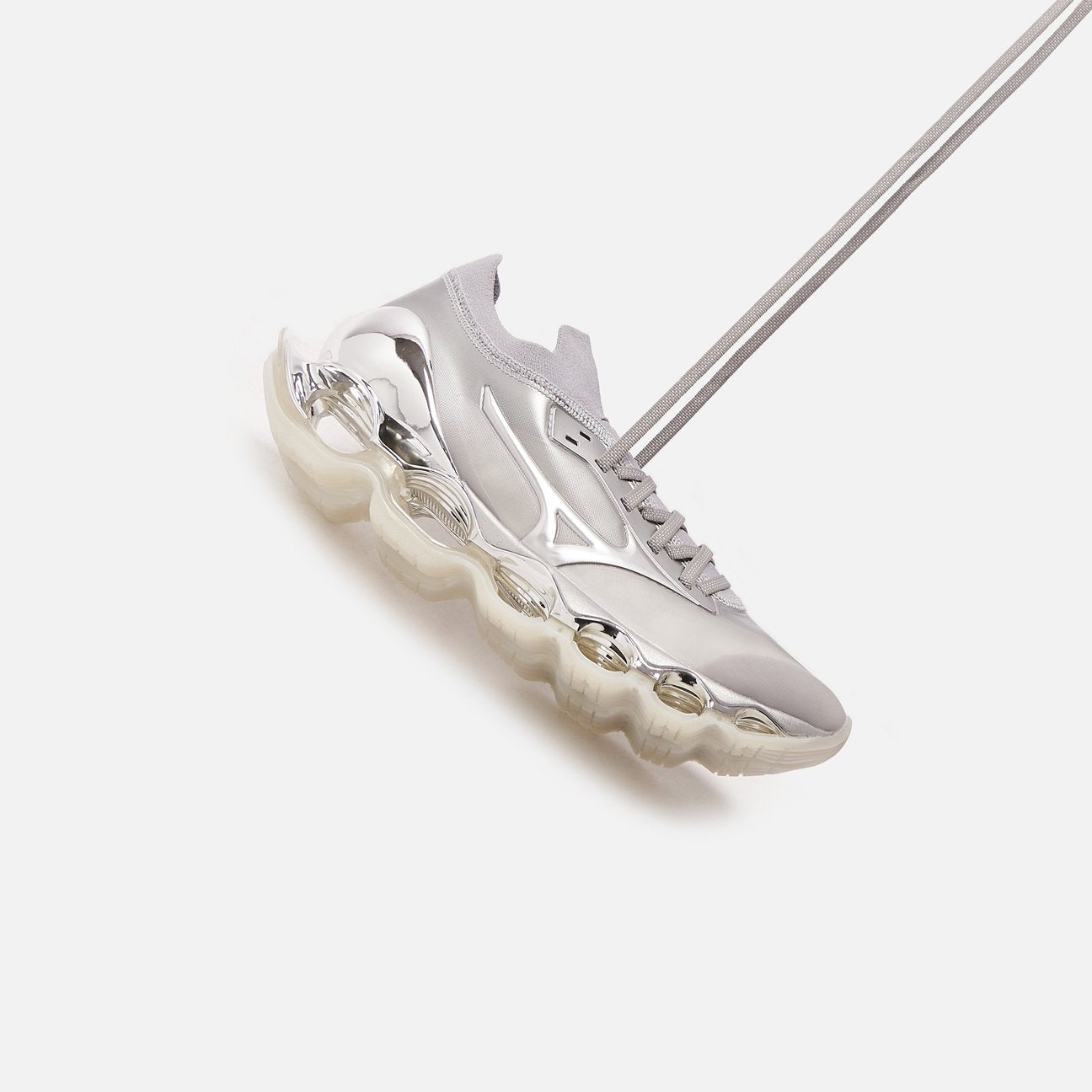 Mizuno x SORAYAMA Wave Prophecy - Chrome Silver – Kith Canada