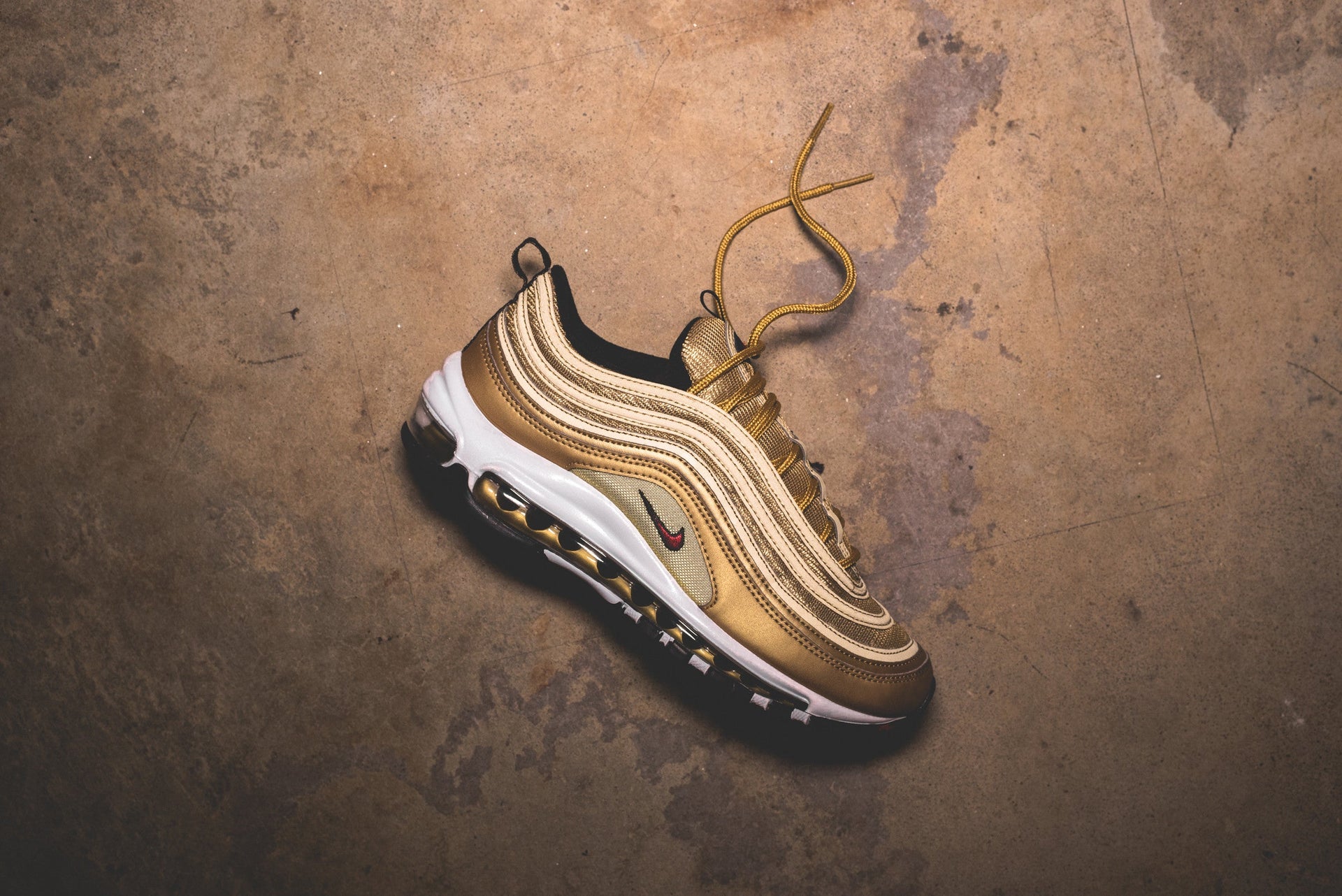 Nike Air Max 97 OG QS - Metallic Gold / Varsity Red / White