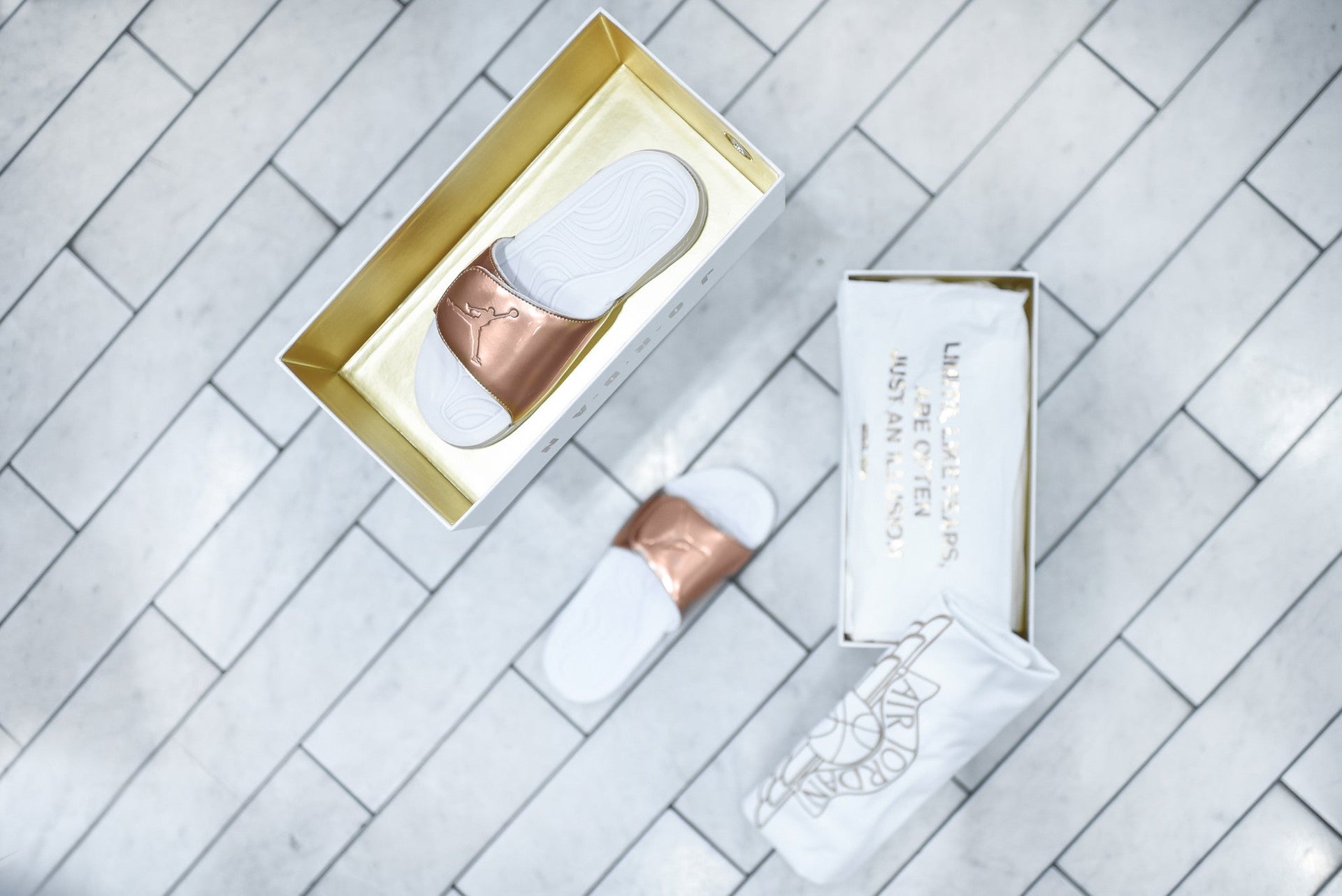 Nike Air Jordan Hydro Pinnacle Slide - Bronze