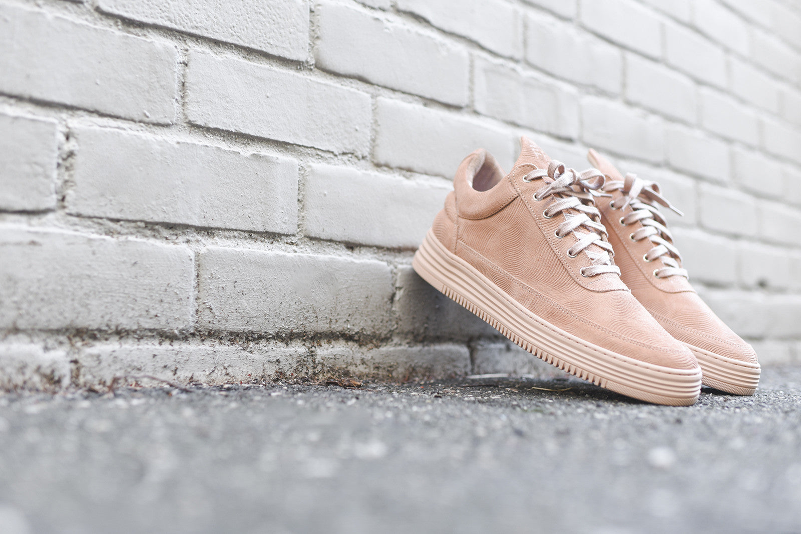 Filling Pieces Low Top - Monotone Stripe Nude