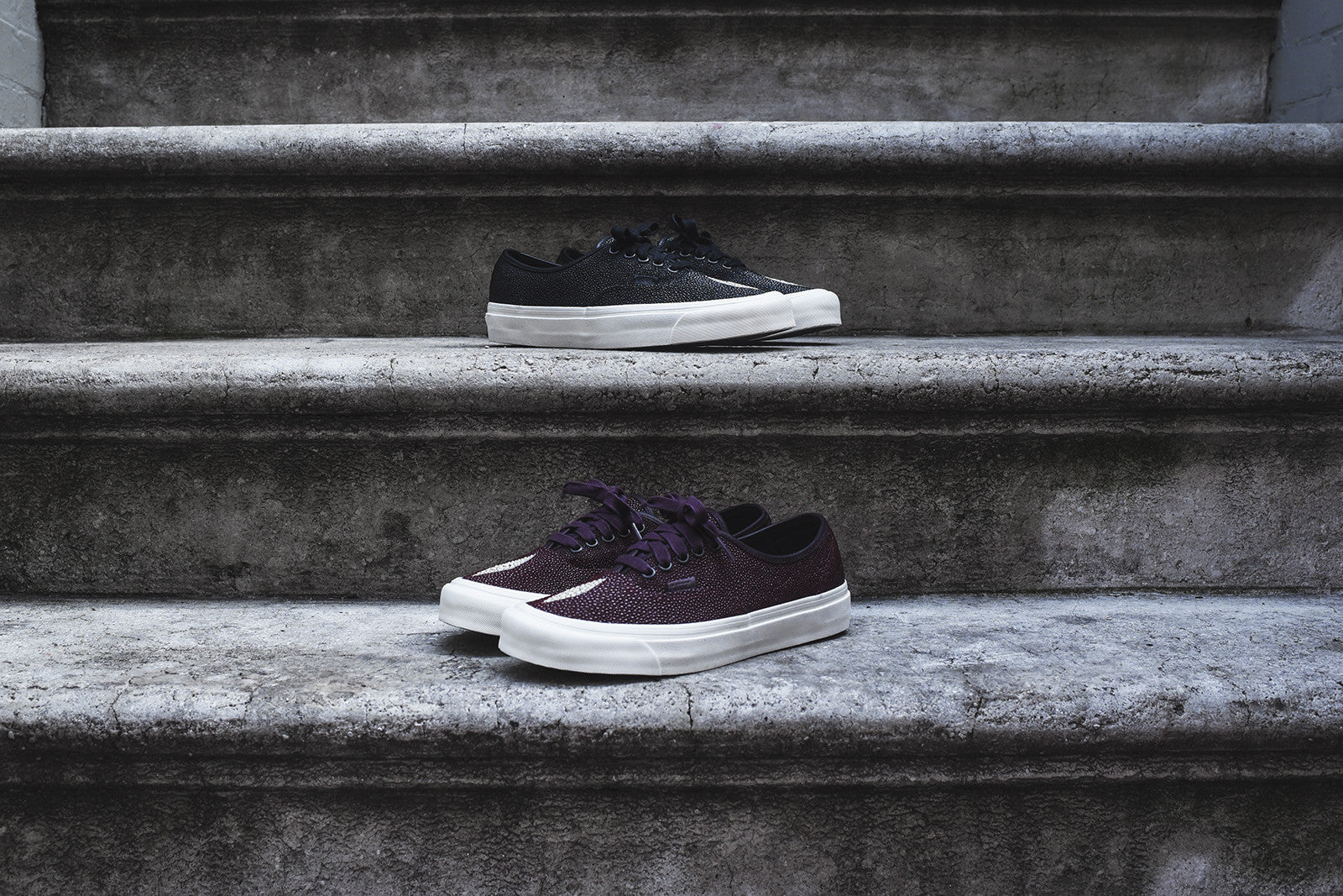 Vans Vault Authentic OG LX Sting Ray Pack