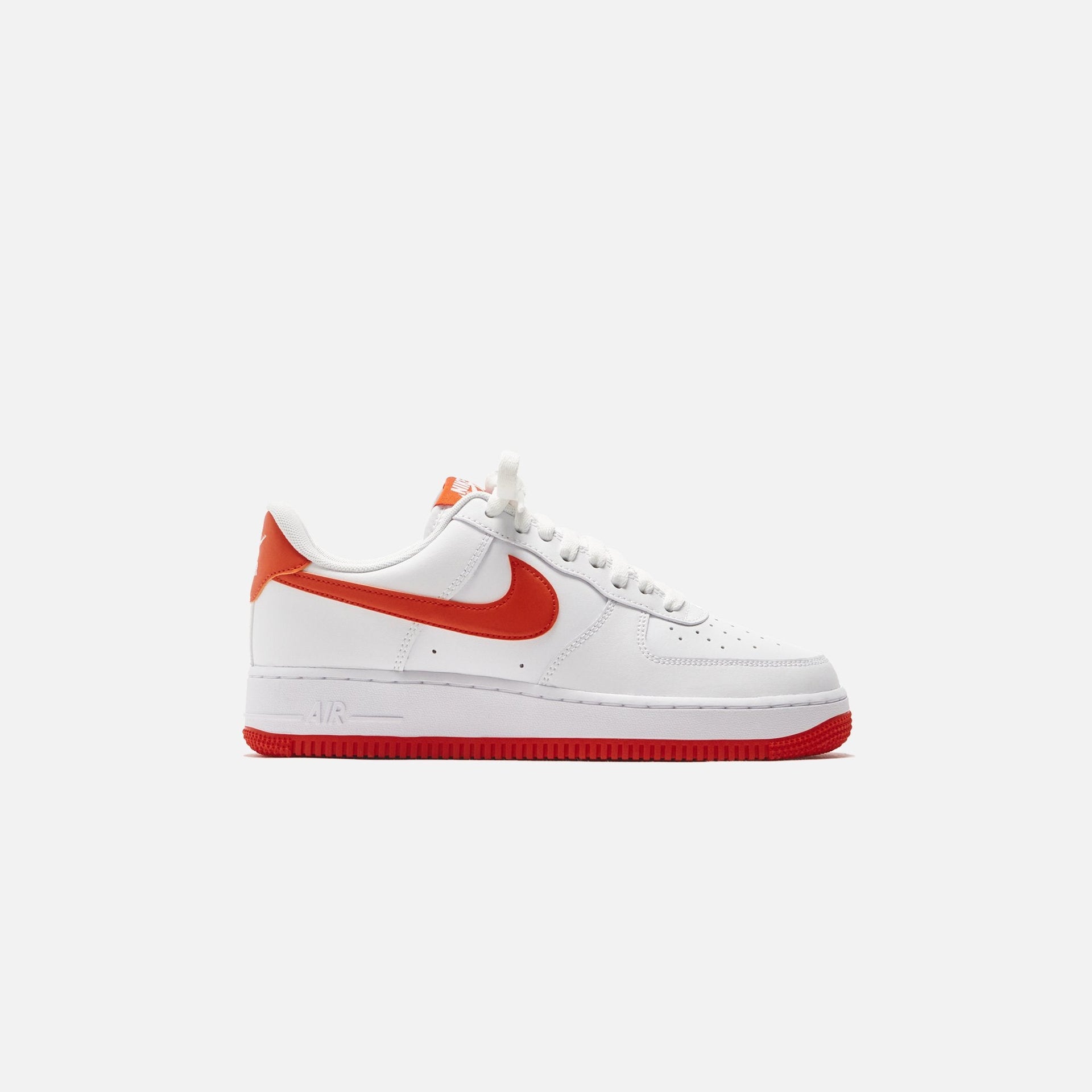 Nike Air Force 1 `07 - White / Team Orange