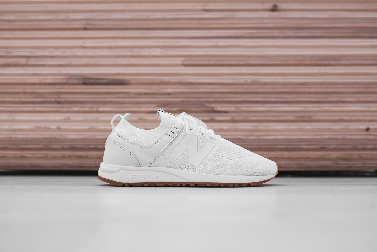 New Balance MRL247DW - White / Gum