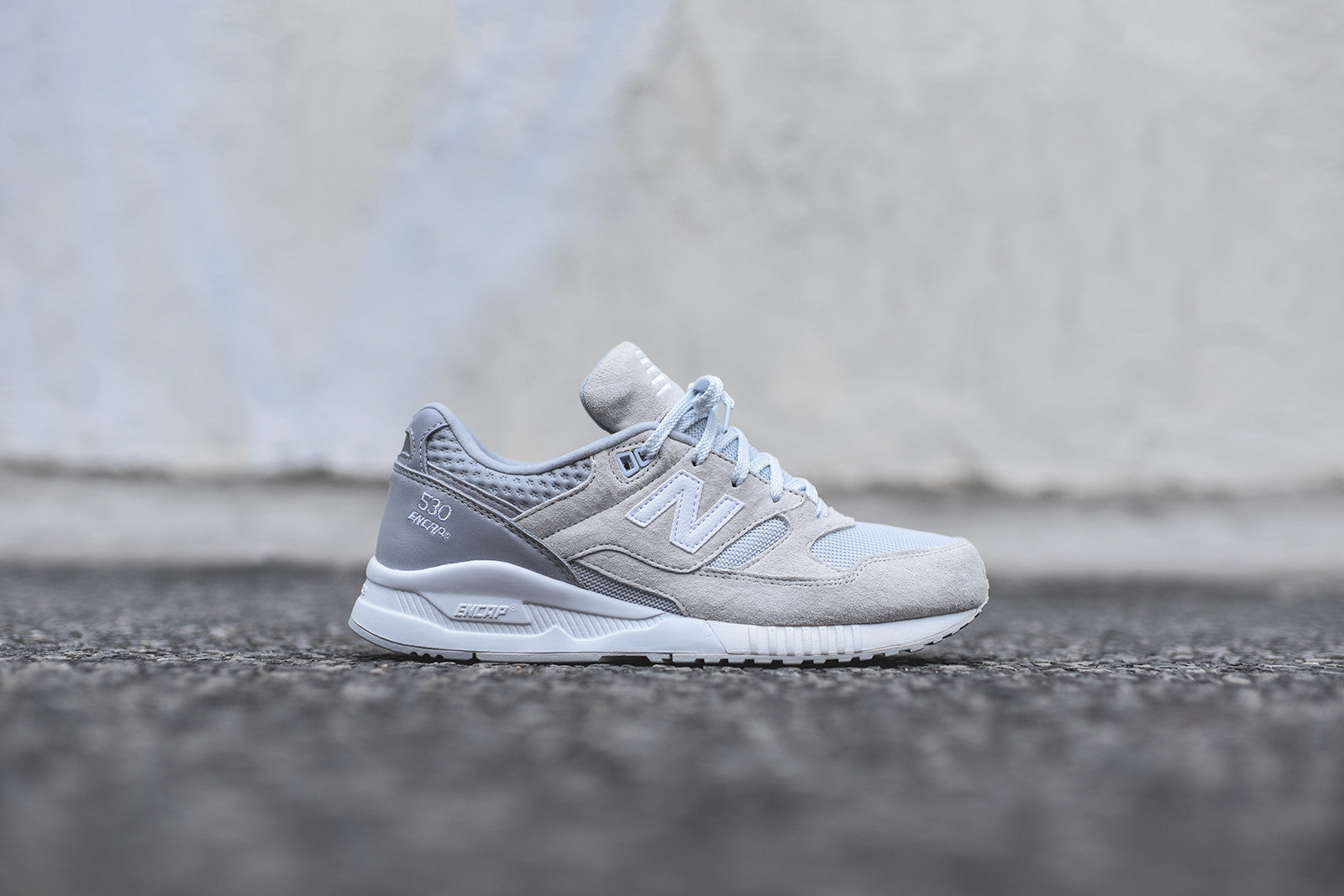 New Balance 530 - Grey / White