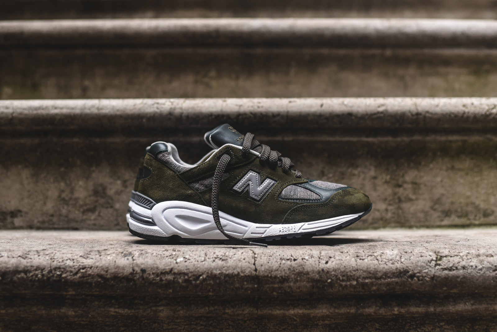 New Balance M990V2 Distinct - Olive