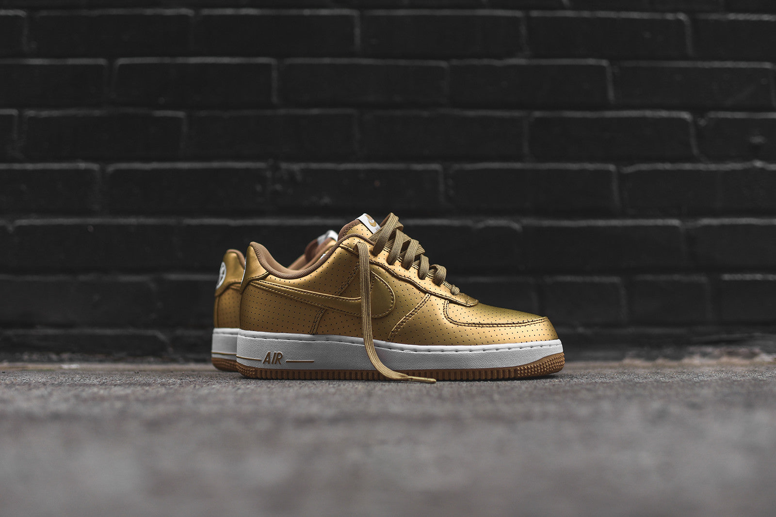 Nike Air Force One '07 LV8 - Gold