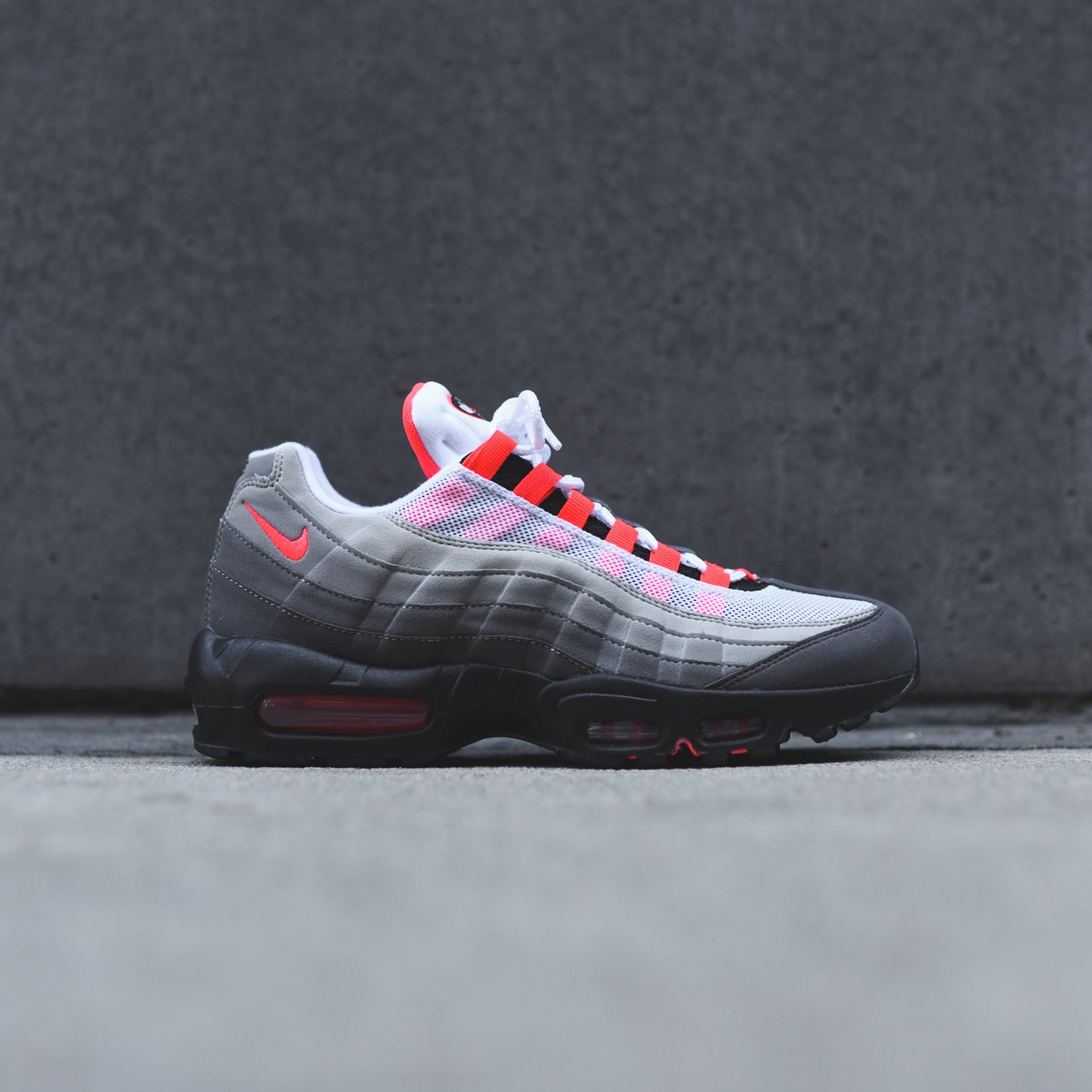 Nike Air Max 95 OG - White / Solar Red