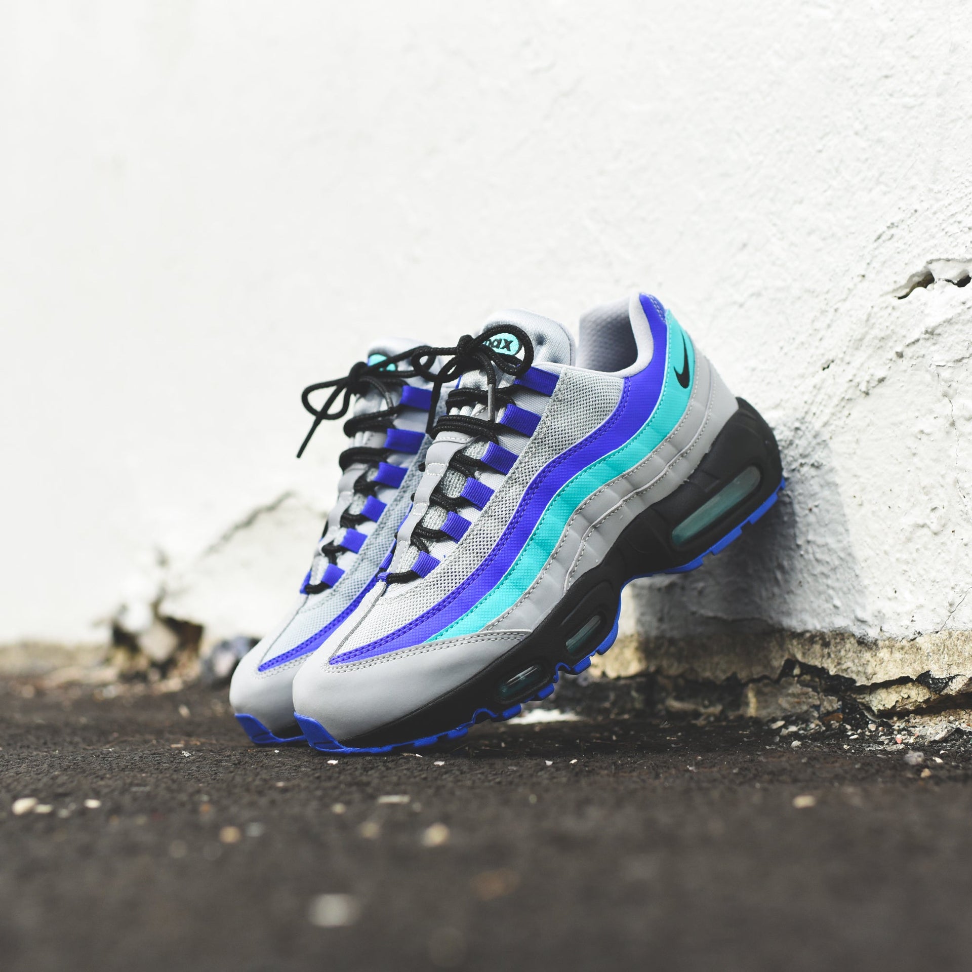Nike Air Max 95 OG - Wolf Grey / Black / Indigo Burst