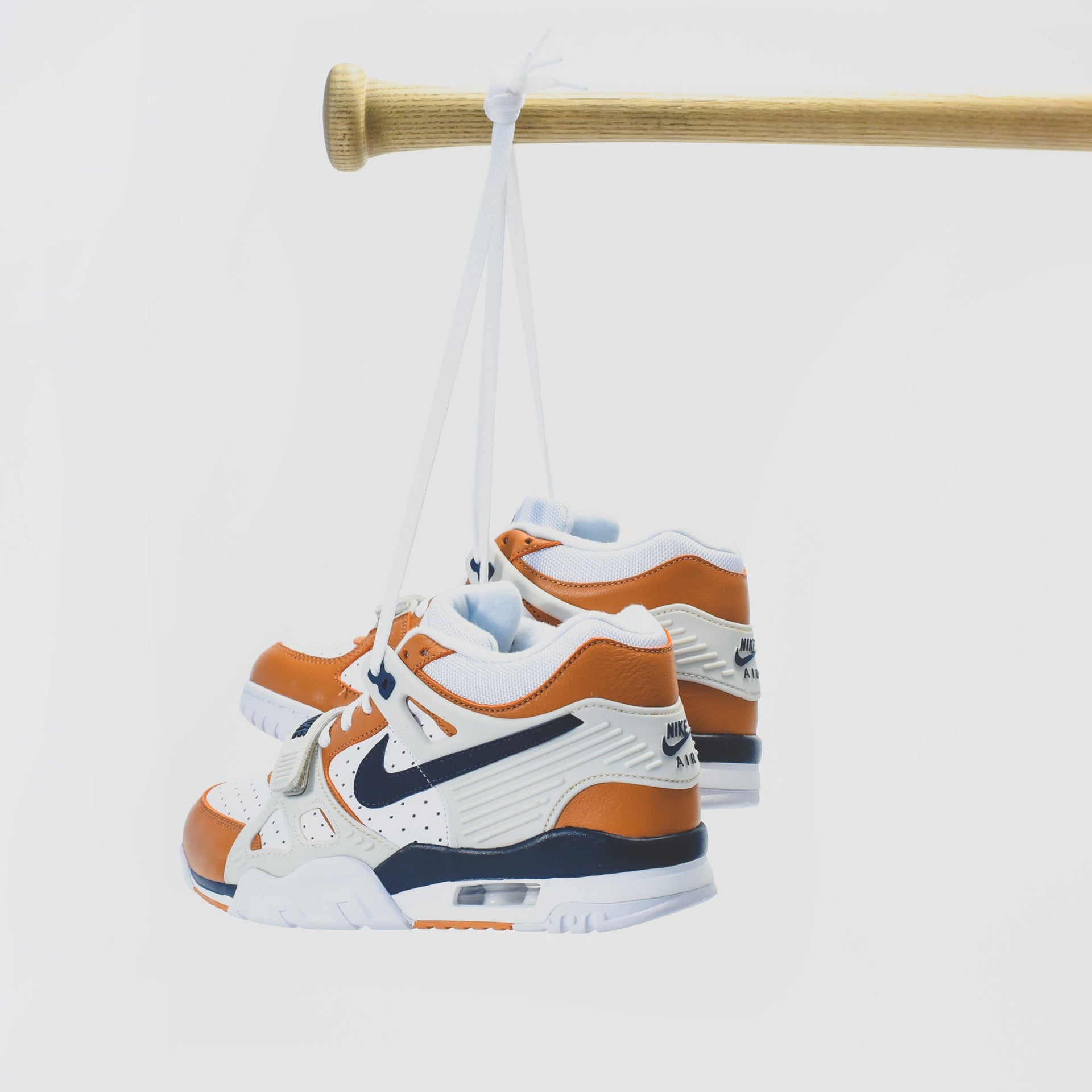 Nike Air Trainer 3 - White / Midnight Navy / Ginger / Light Bone