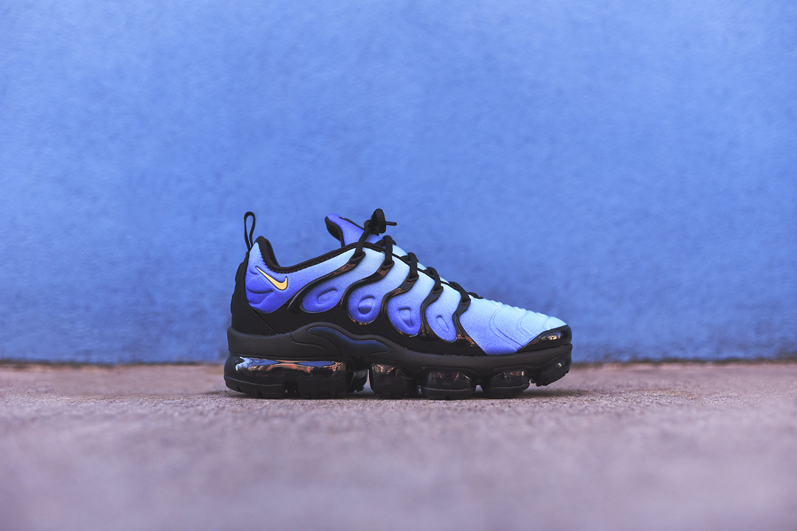 Nike Air VaporMax Plus - Blue / Black