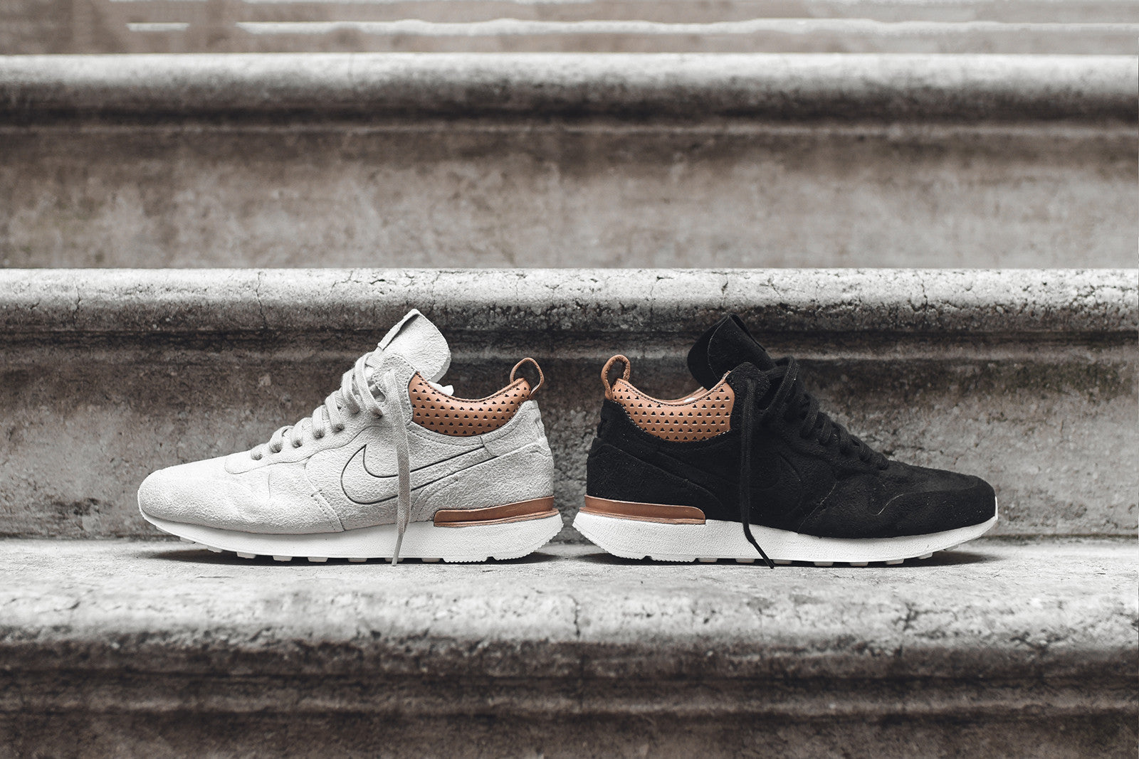 Nike Internationalist Mid Royal Pack