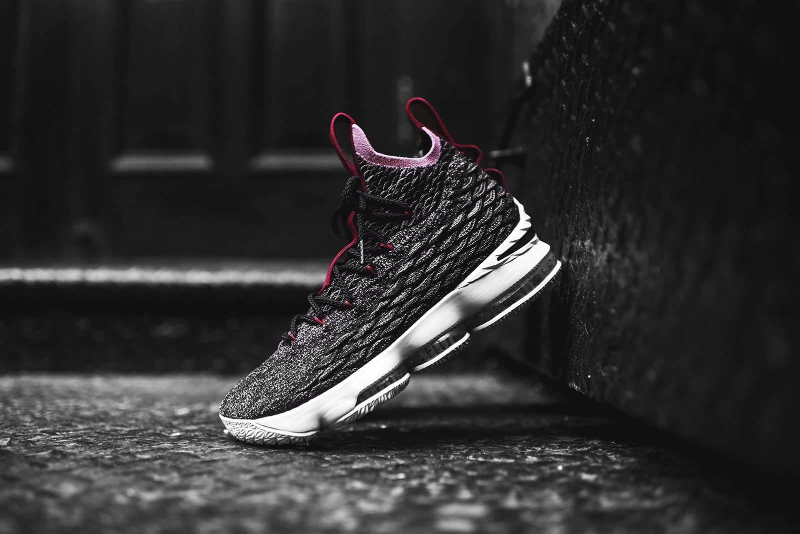 Nike LeBron 15 - Black / Taupe Grey / Team Red