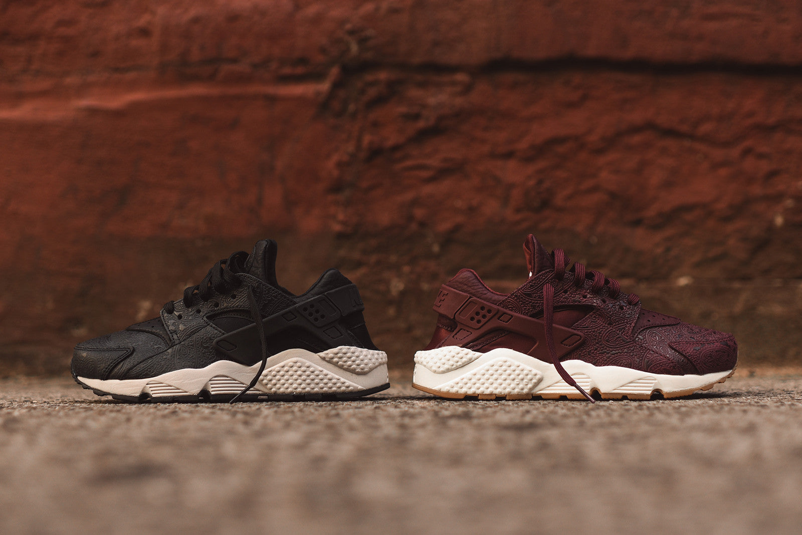 Nike WMNS Air Huarache Paisley Pack