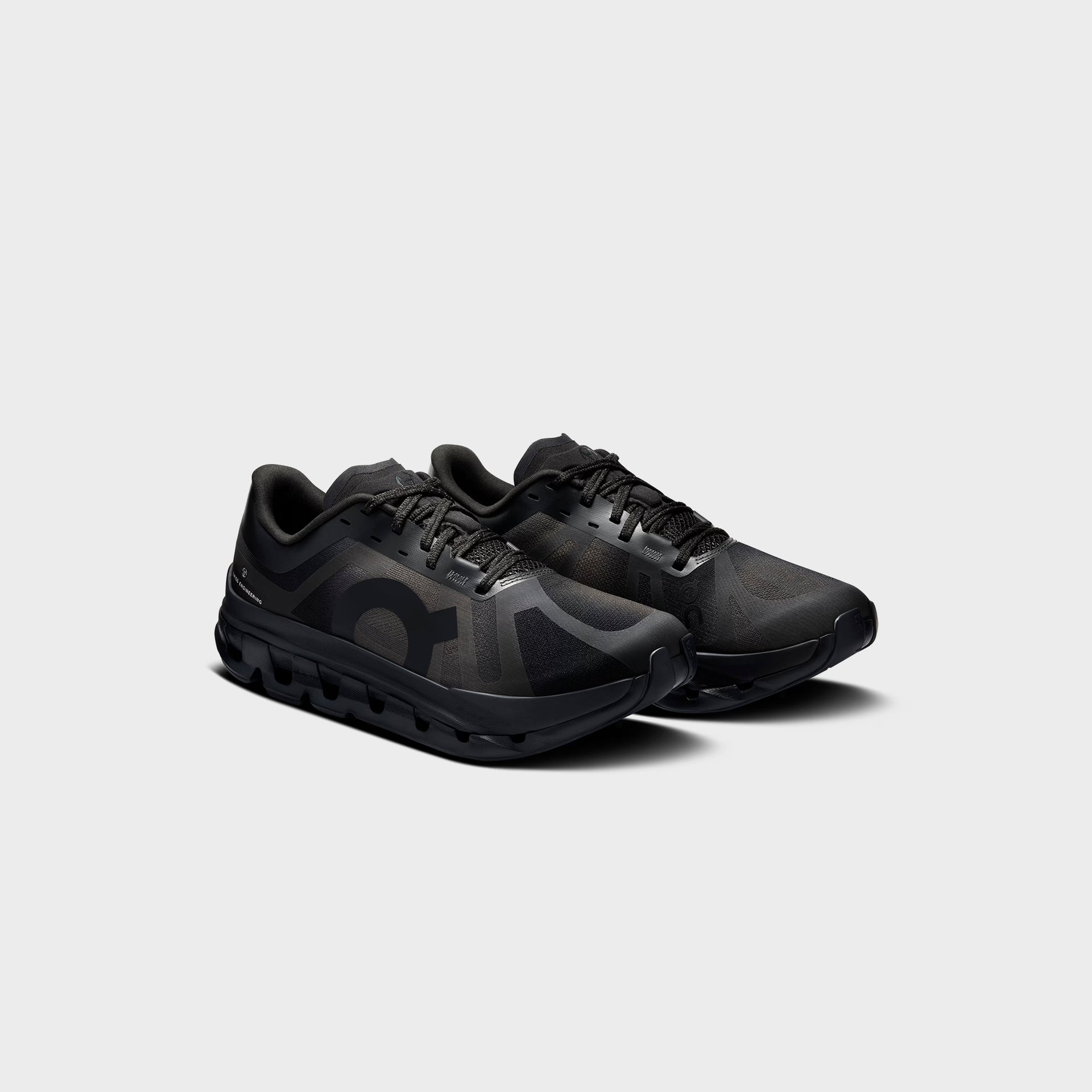 On Running x SLAM JAM Cloud 5 - Gull / Black