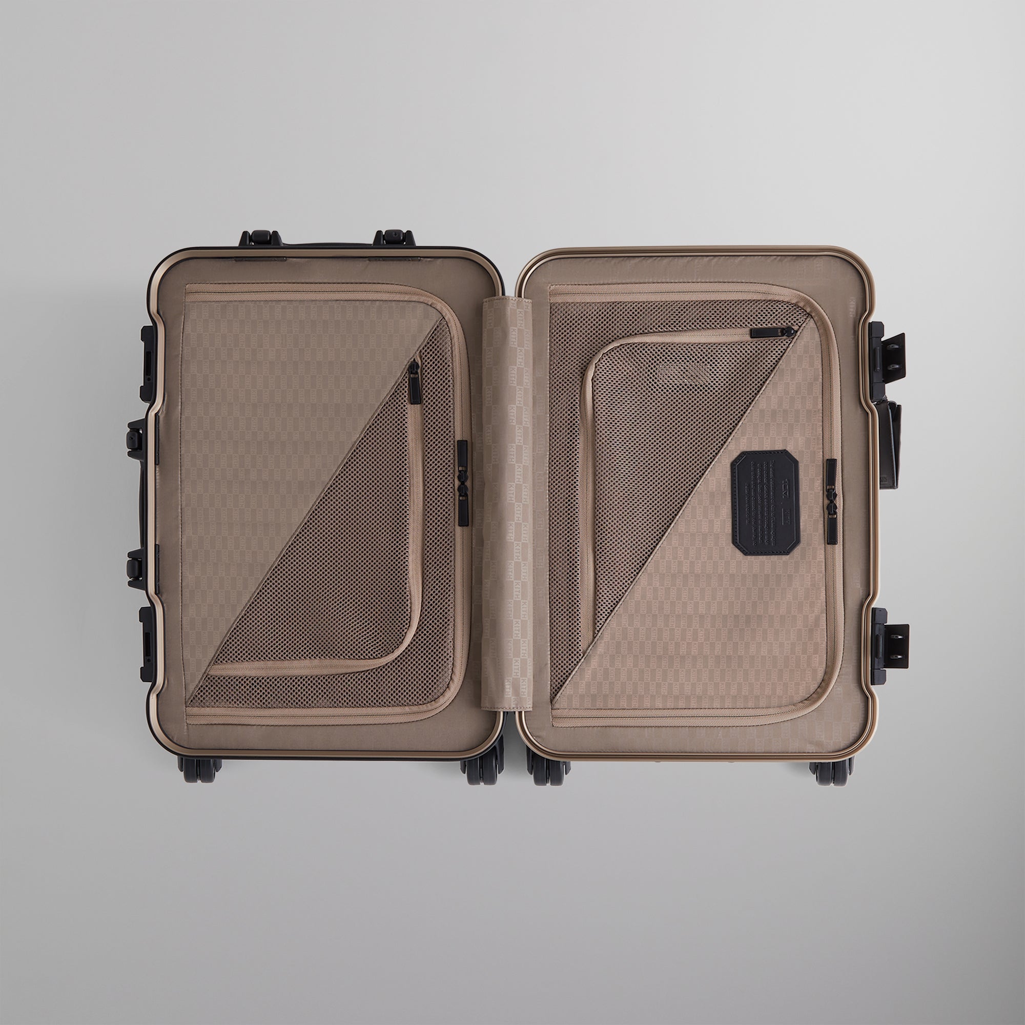 Kith for TUMI International Carry-on - Quicksand – Kith Canada