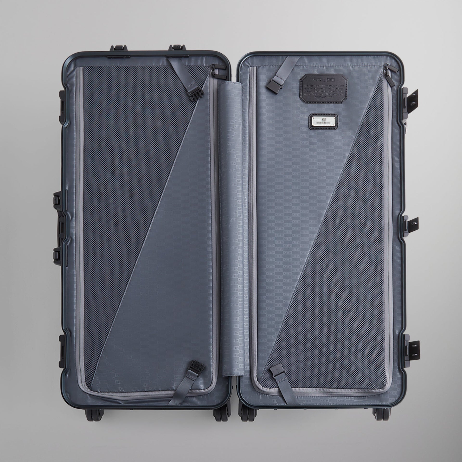 Kith for TUMI Rolling Trunk - Asteroid