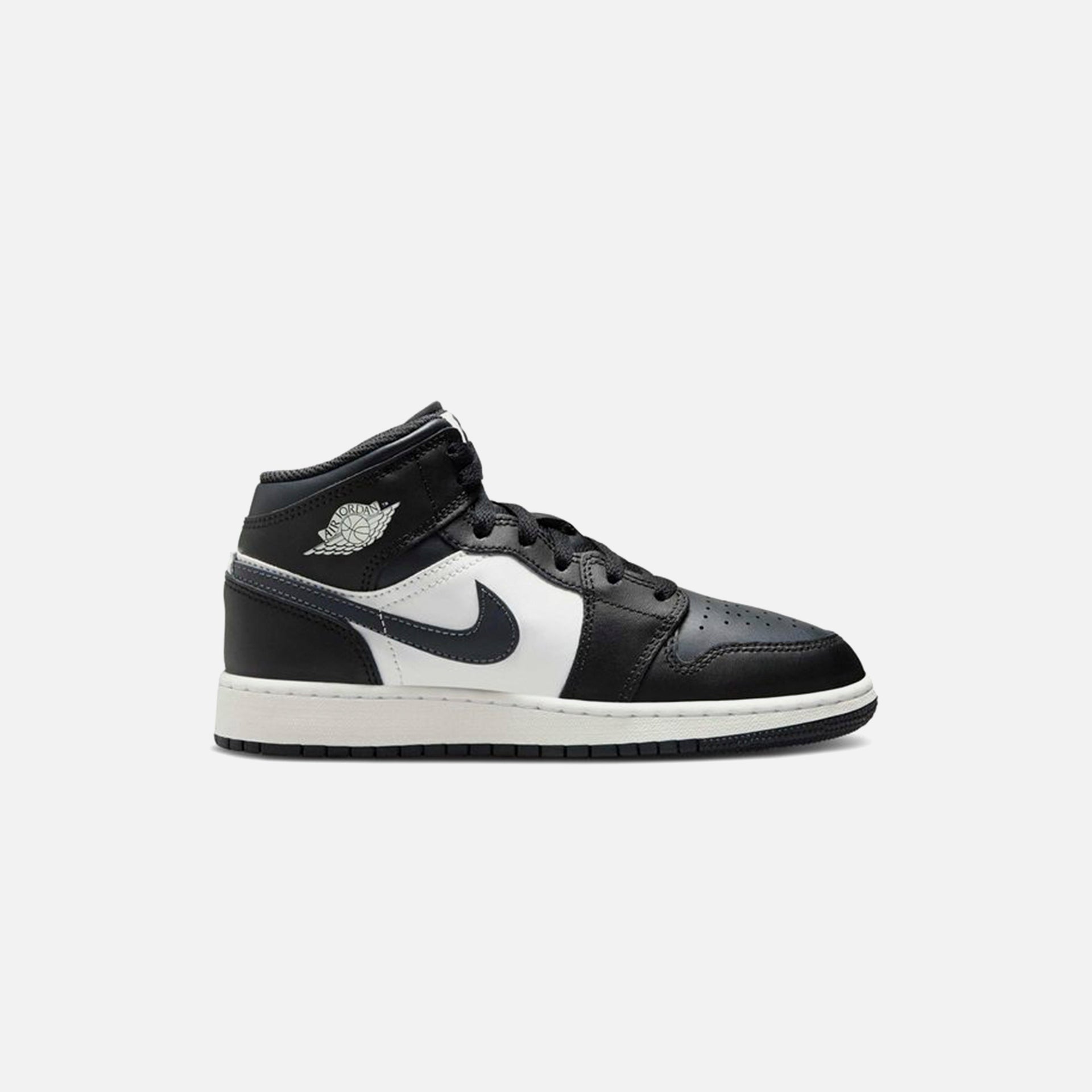 Nike GS Air Jordan 1 Mid - Black / Summit White / Off Noir