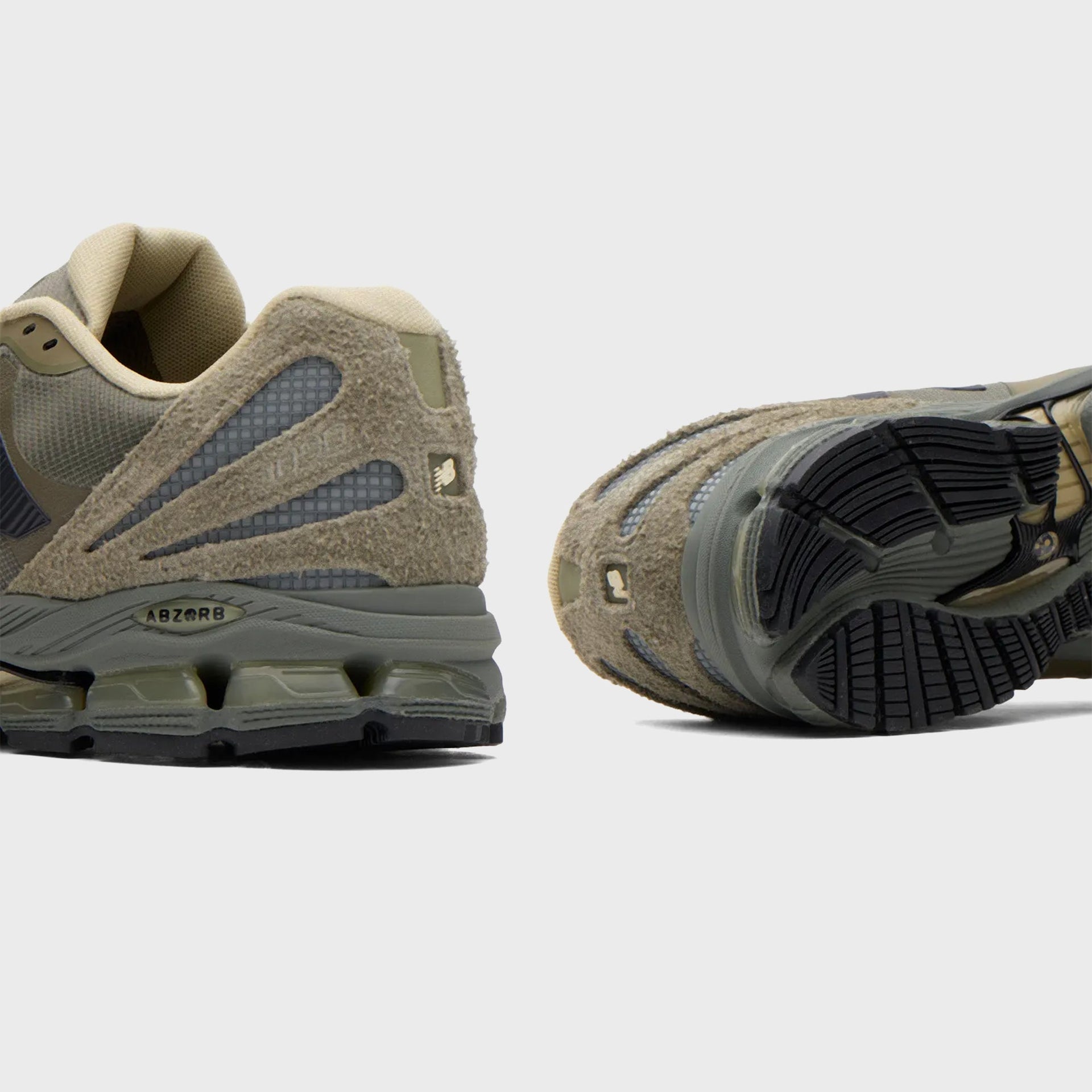 New Balance x Stone Island ABZORB 1890 - Deep Forest / Olive Green