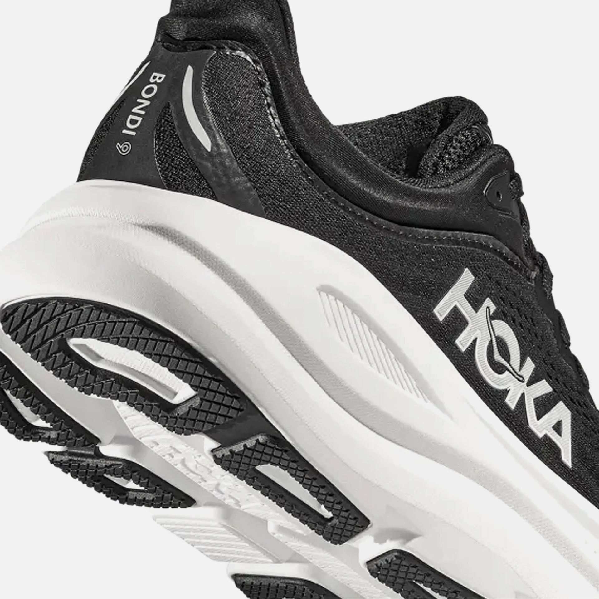 Hoka Bondi 9 - Black / White