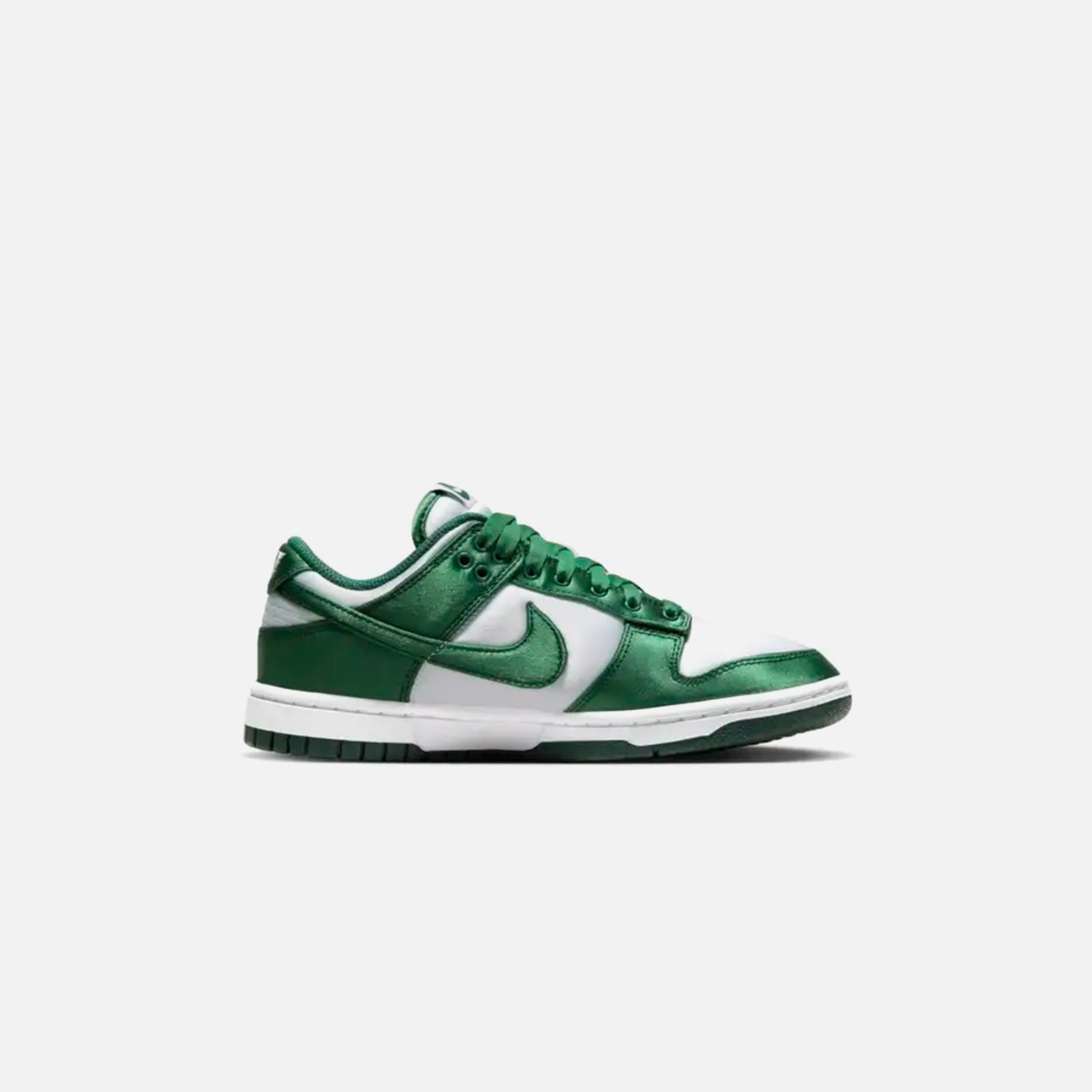 Nike WMNS Dunk Low - White / Team Green – Kith Canada