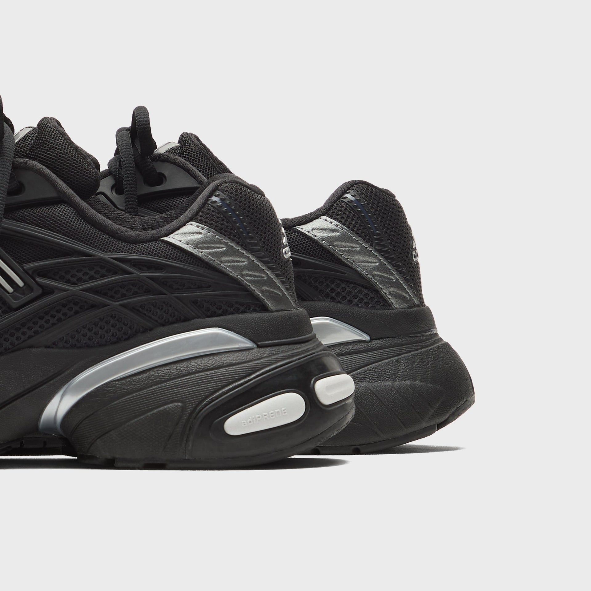 adidas Adistar XLG 2.0 - Core Black / Core Black / Silver Metallic