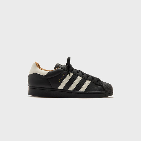 シューズ JJJJound adidasSambaOGOffWhiteCore Black JJJJound x adidas Samba OG Off White Core Black ID8708 Men's