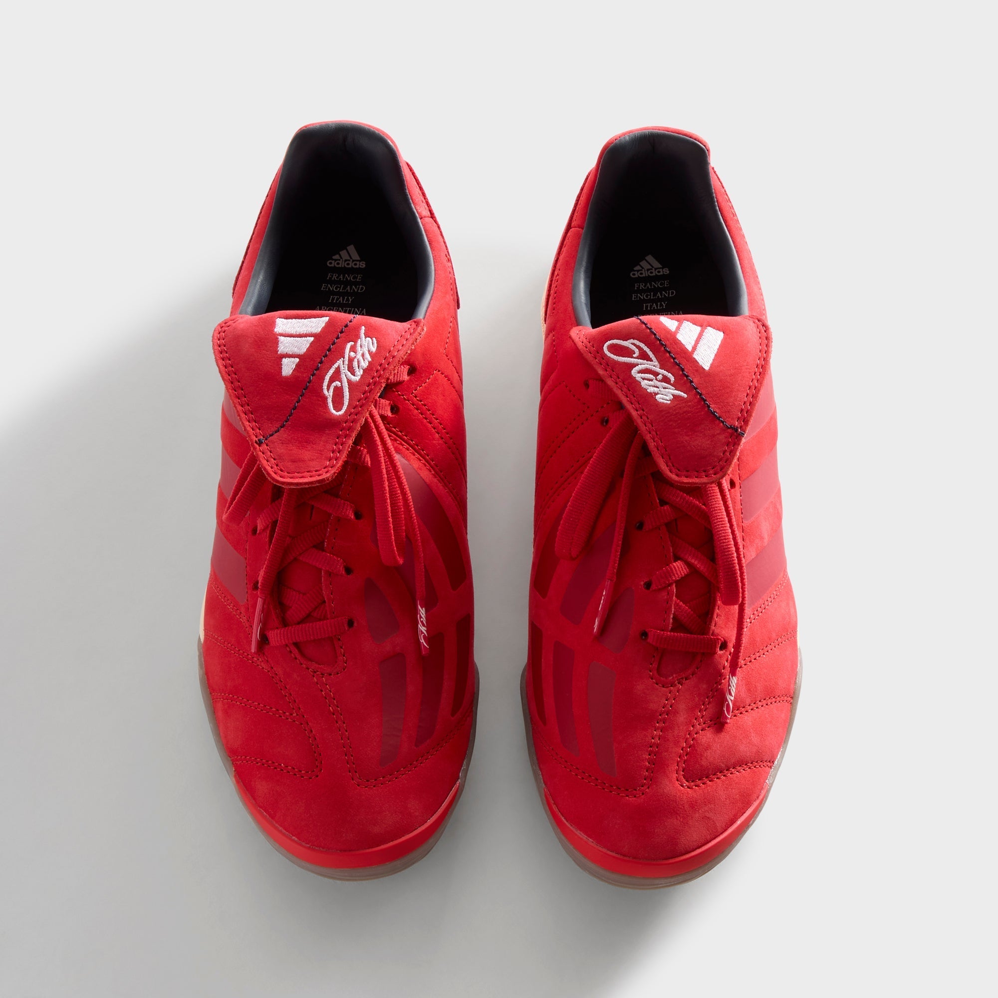 シューズ Kith for adidas Football Predator2002 IC Kith x adidas Predator 2002 IC Red / White - Apr 2025
