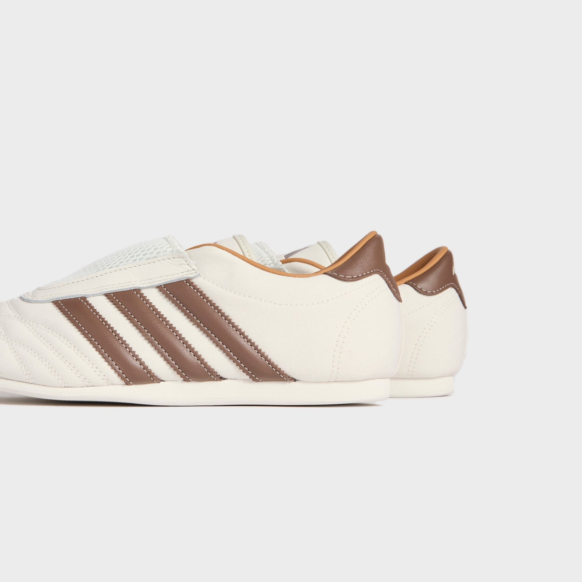 Kith Women for adidas Originals Taekwondo - Natural Canvas / Coffee Quartz - PH